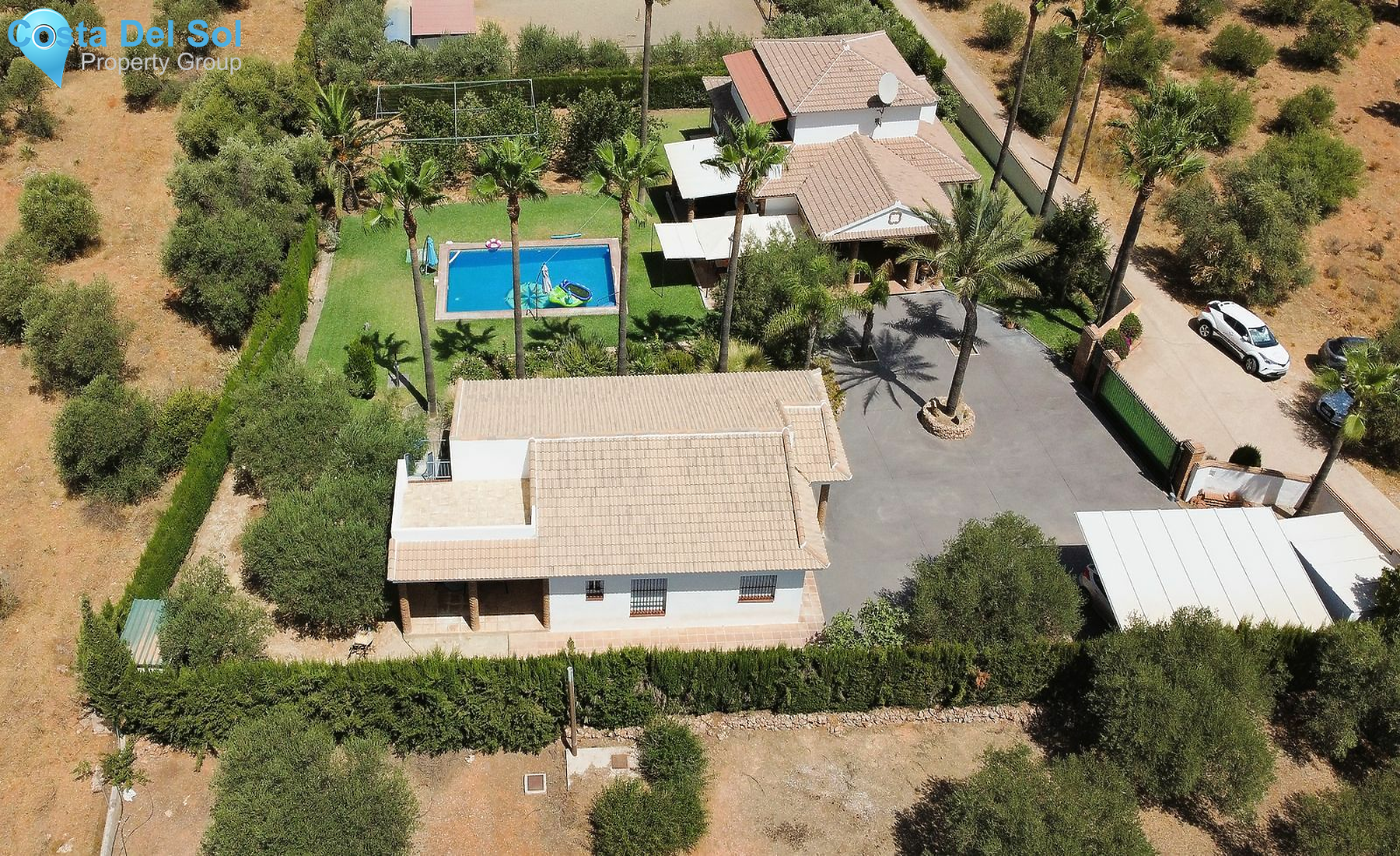 Finca - Cortijo in Alhaurín de la Torre-1423405