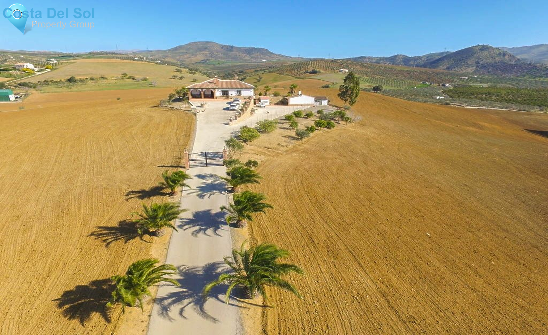 Finca - Cortijo in Alora-1156936
