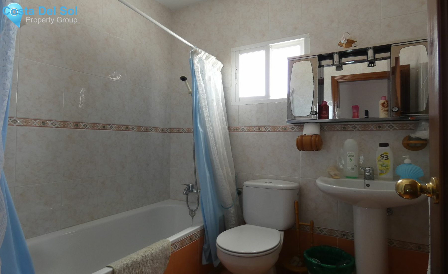 Finca - Cortijo in Alozaina-1486764