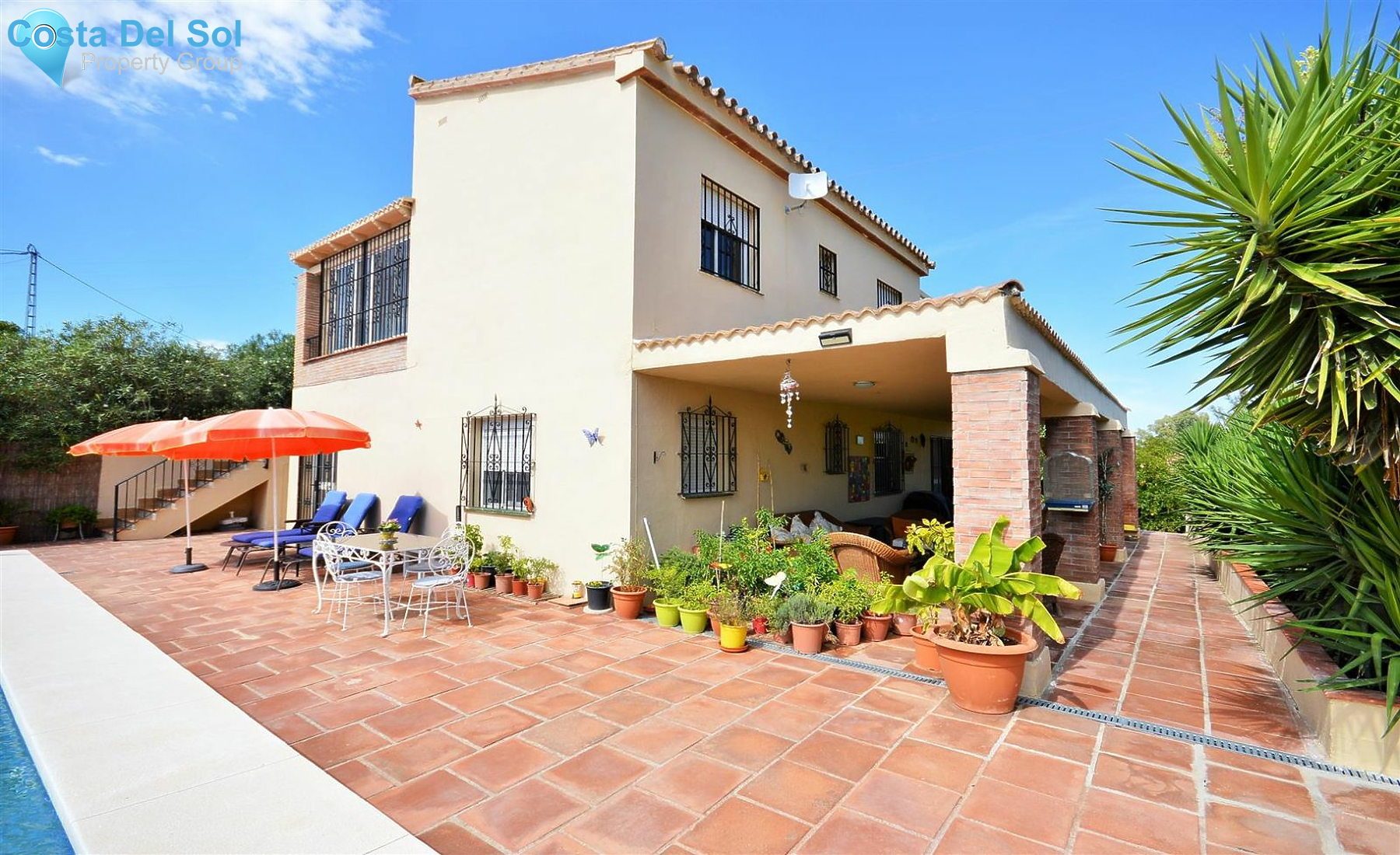 Finca - Cortijo in Coín