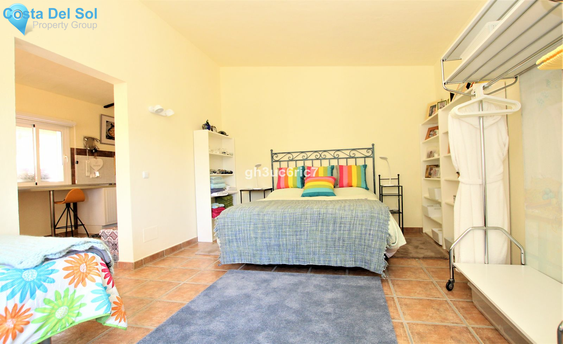 Finca - Cortijo in La Mairena-1218674