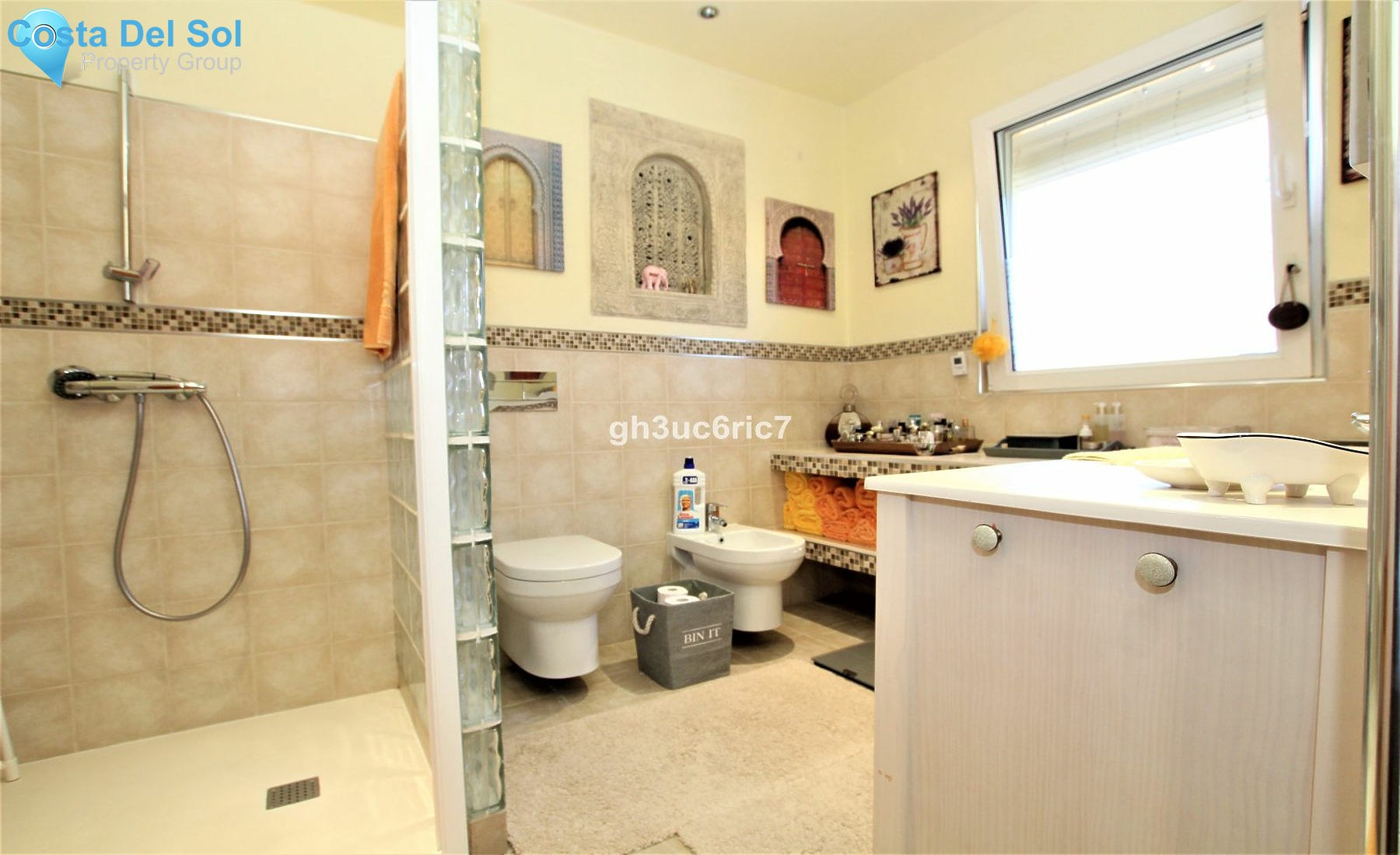 Finca - Cortijo in La Mairena-1218667