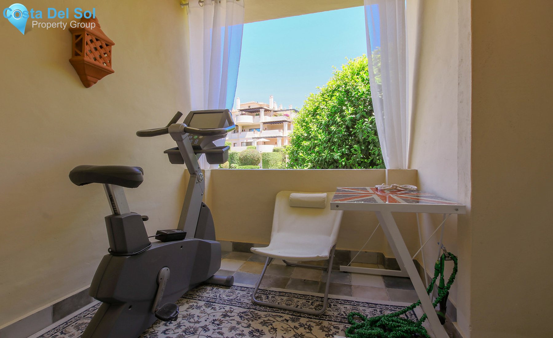 Ground Floor Apartment in Benahavís-1343720