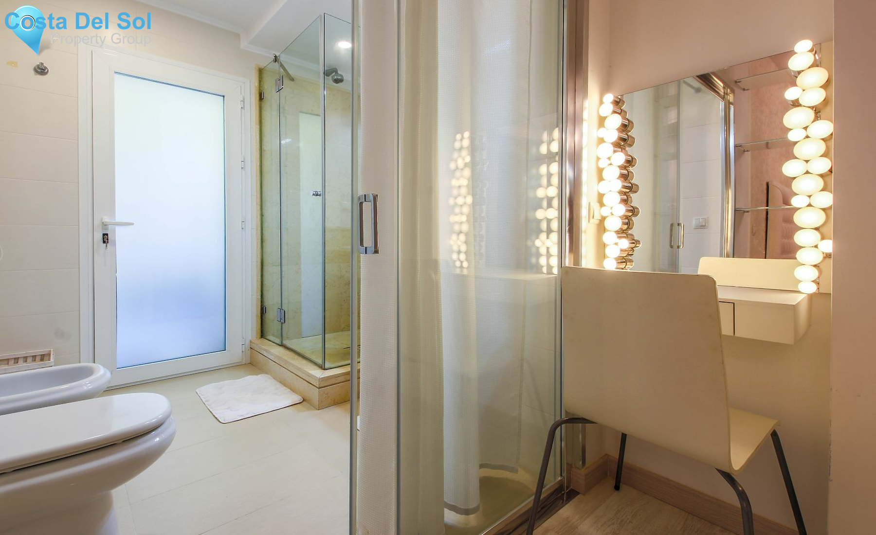 Ground Floor Apartment in Benahavís-1147232