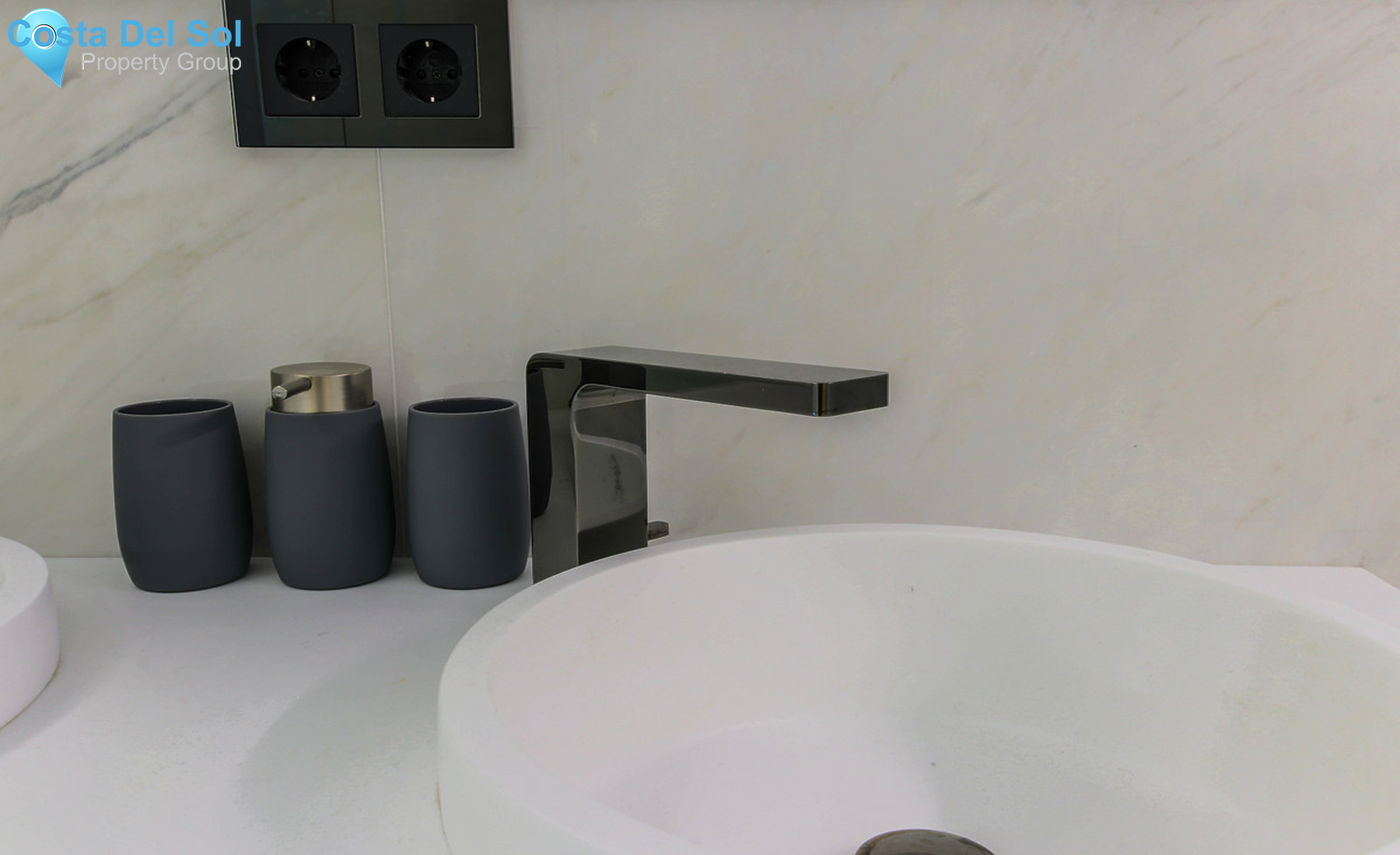 Ground Floor Apartment in Estepona-710719