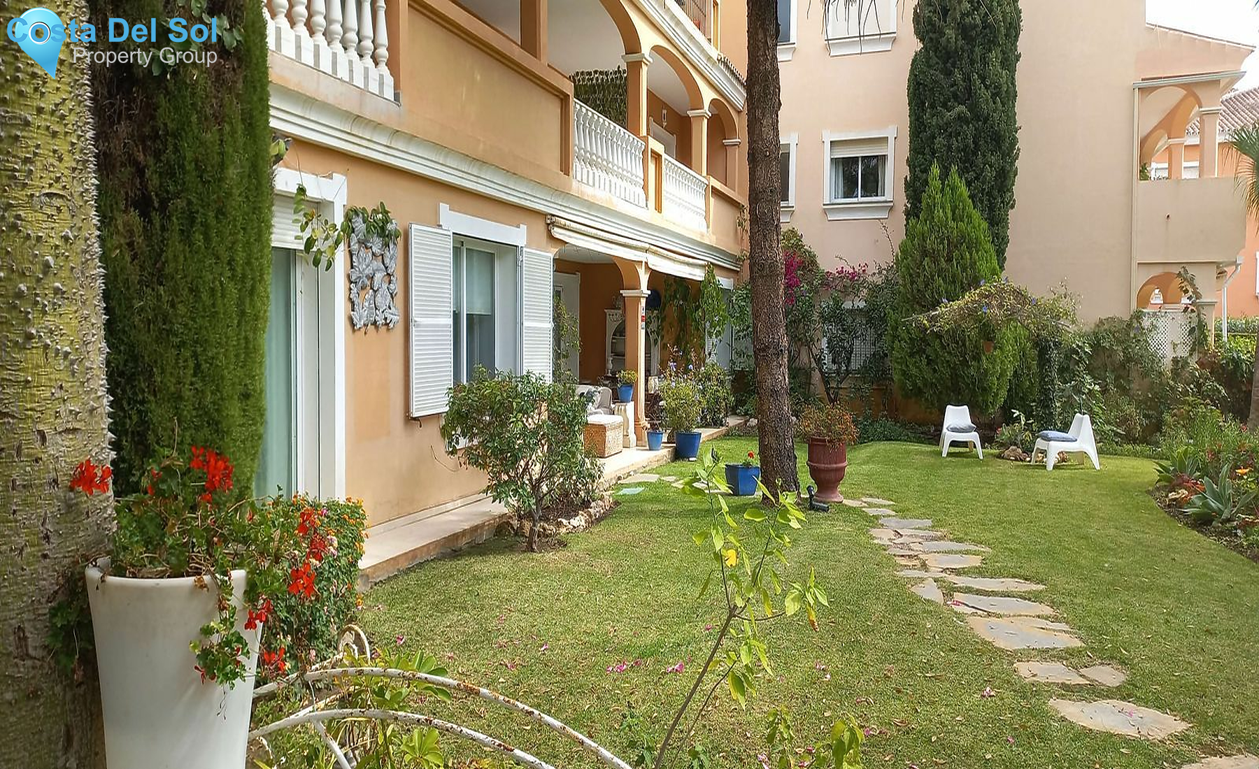 Ground Floor Apartment in Estepona-1491851