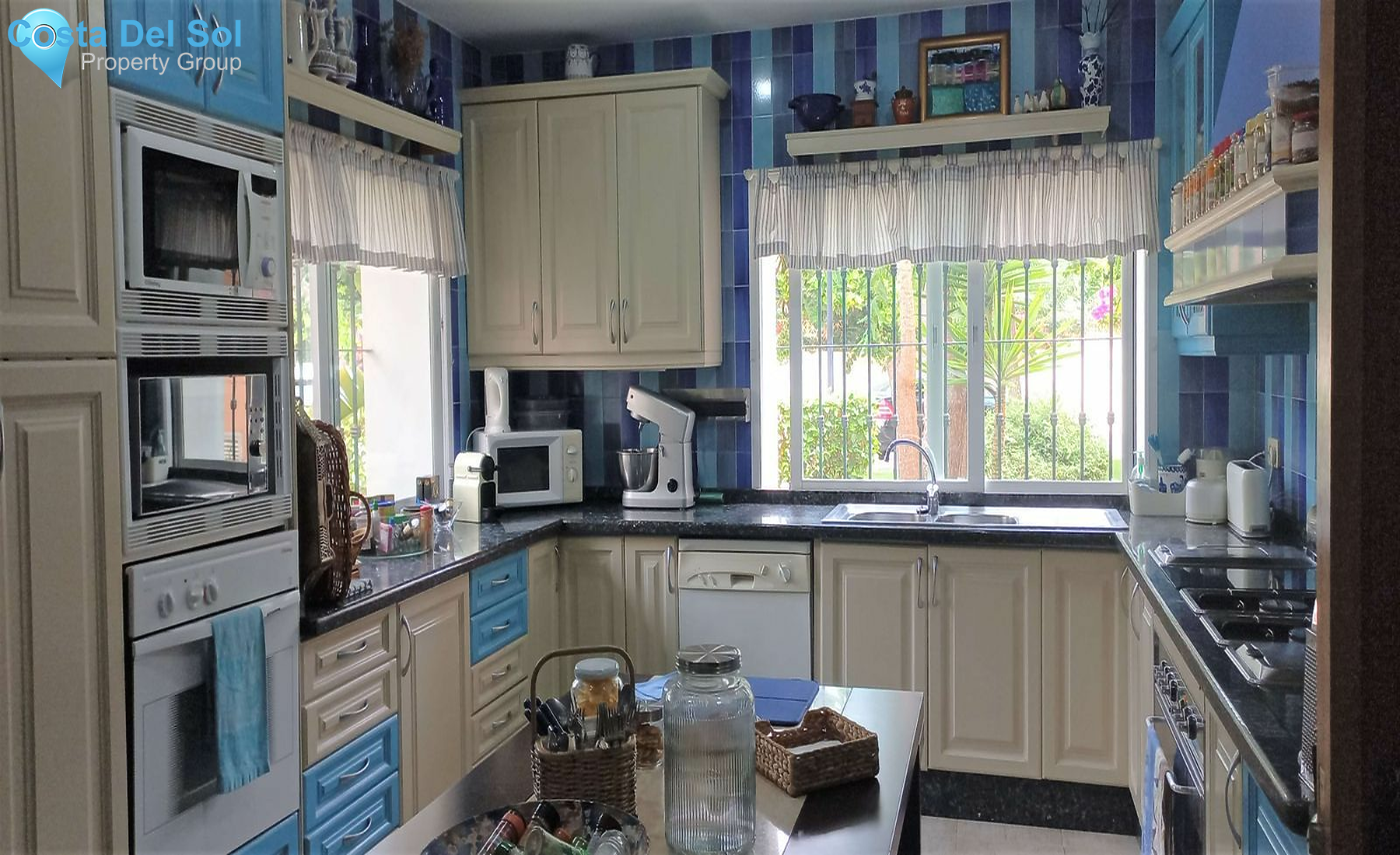 Ground Floor Apartment in Estepona-1491844