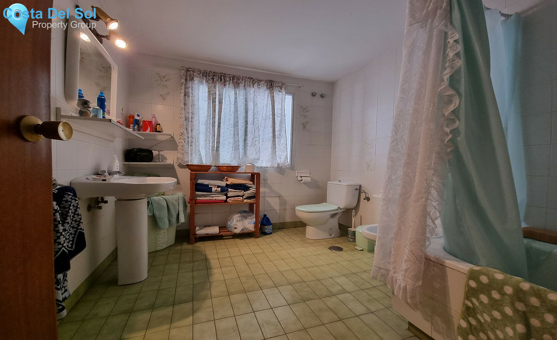 Ground Floor Apartment in San Luis de Sabinillas-1362579