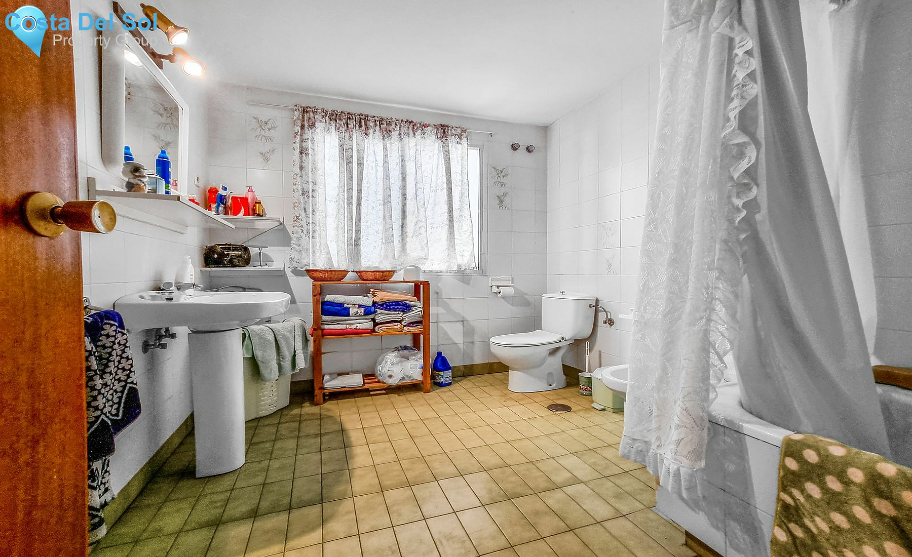 Ground Floor Apartment in San Luis de Sabinillas-1424163