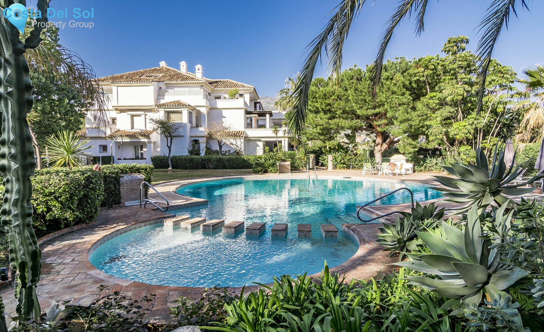 Ground Floor Apartment in The Golden Mile-1164694