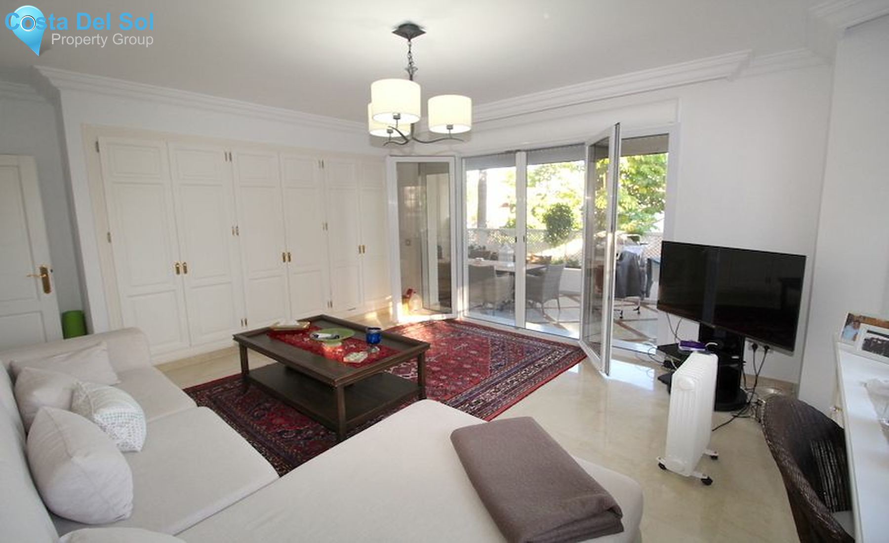 Ground Floor Apartment in The Golden Mile-1208159
