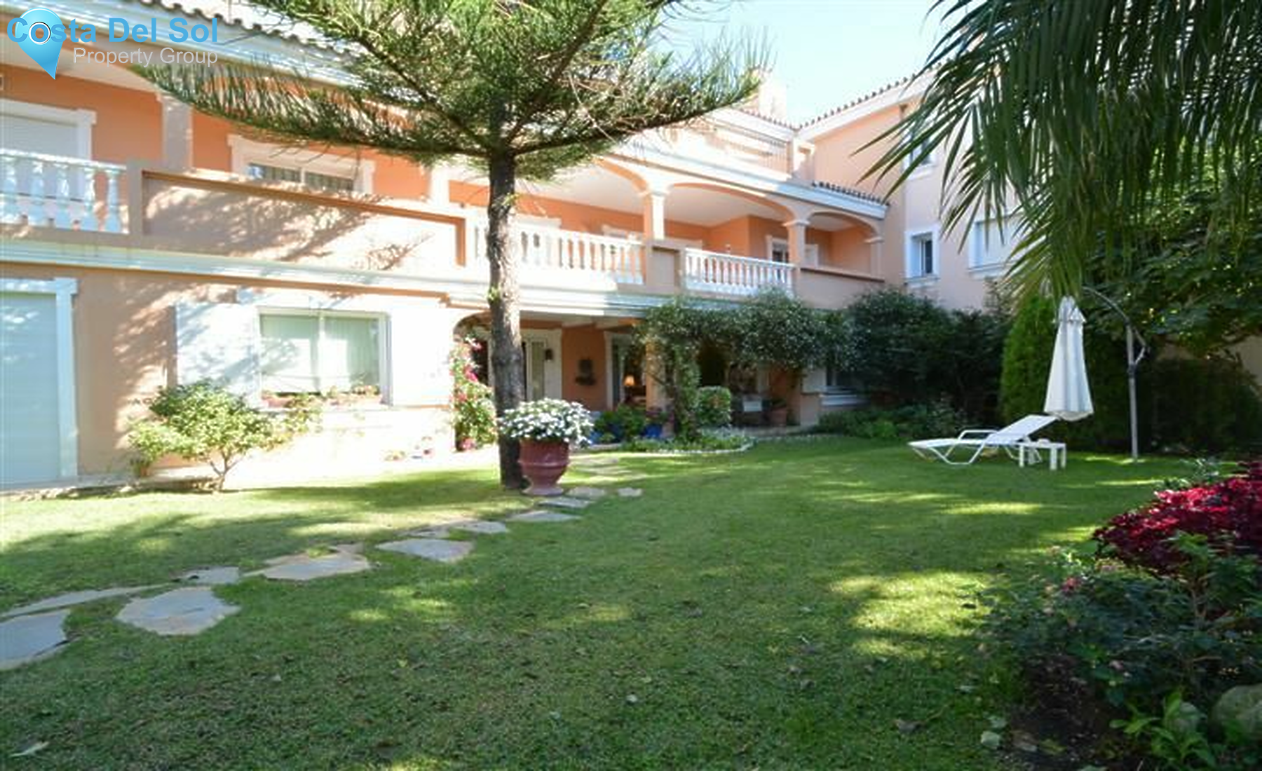 Ground Floor Apartment in The Golden Mile-1213146