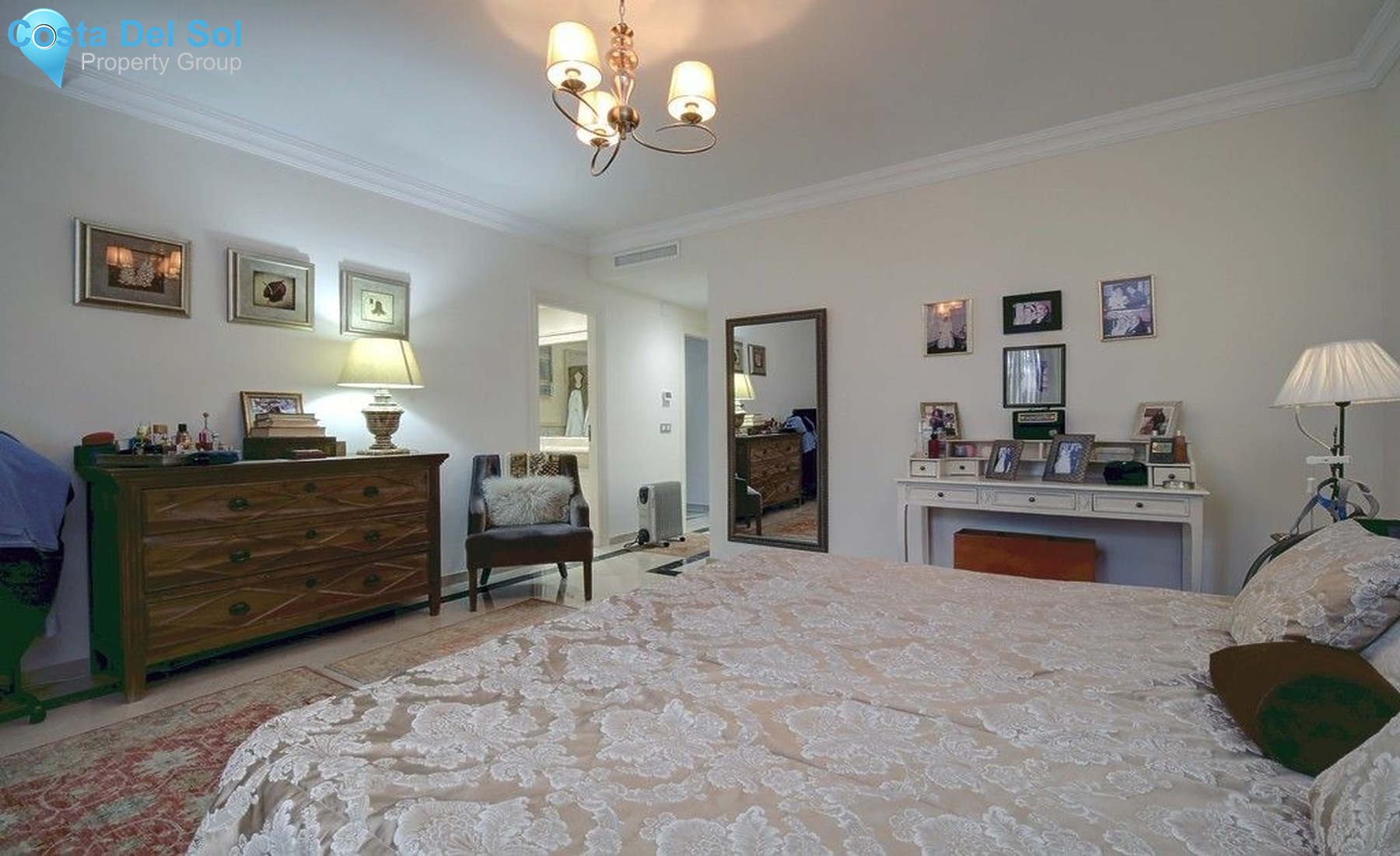 Ground Floor Apartment in The Golden Mile-1215969