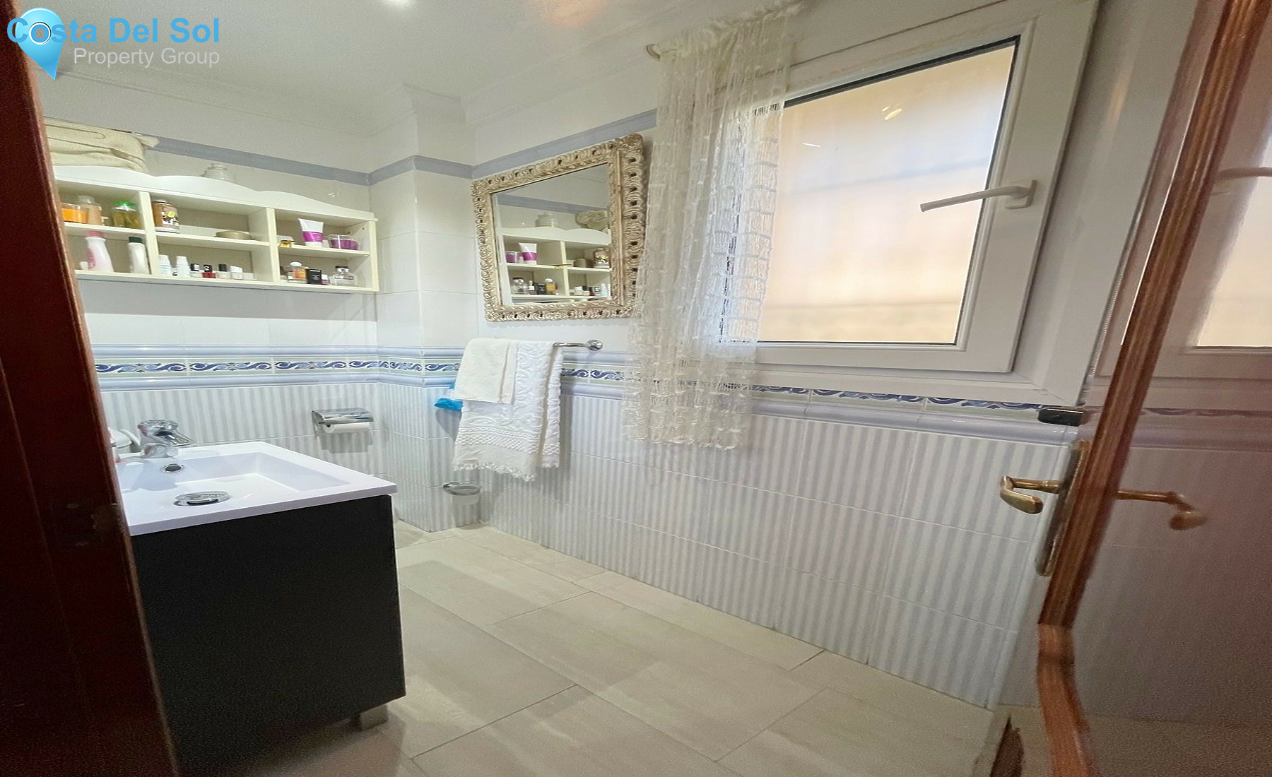 House in Alhaurín de la Torre-1269587