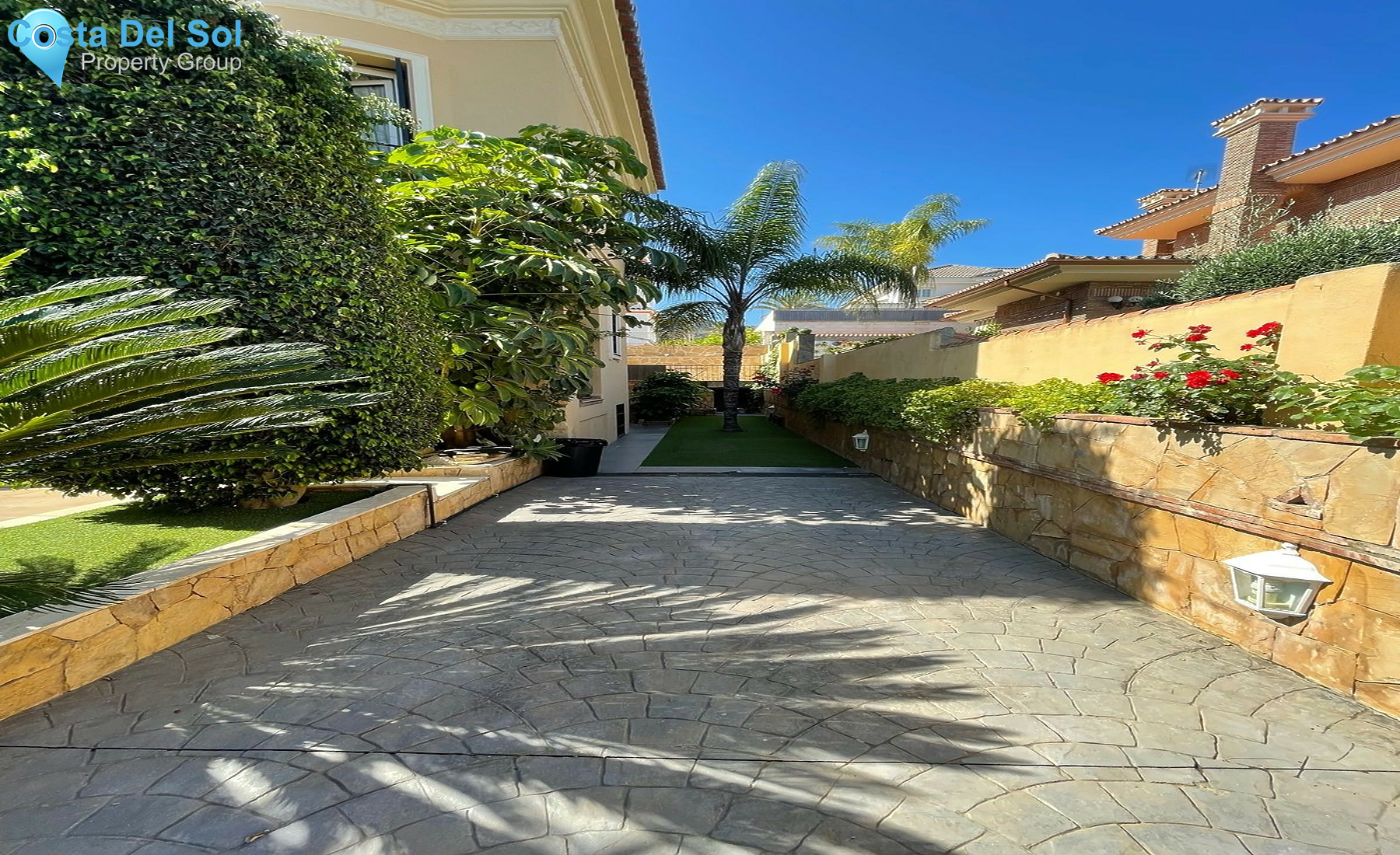 House in Alhaurín de la Torre-1269580