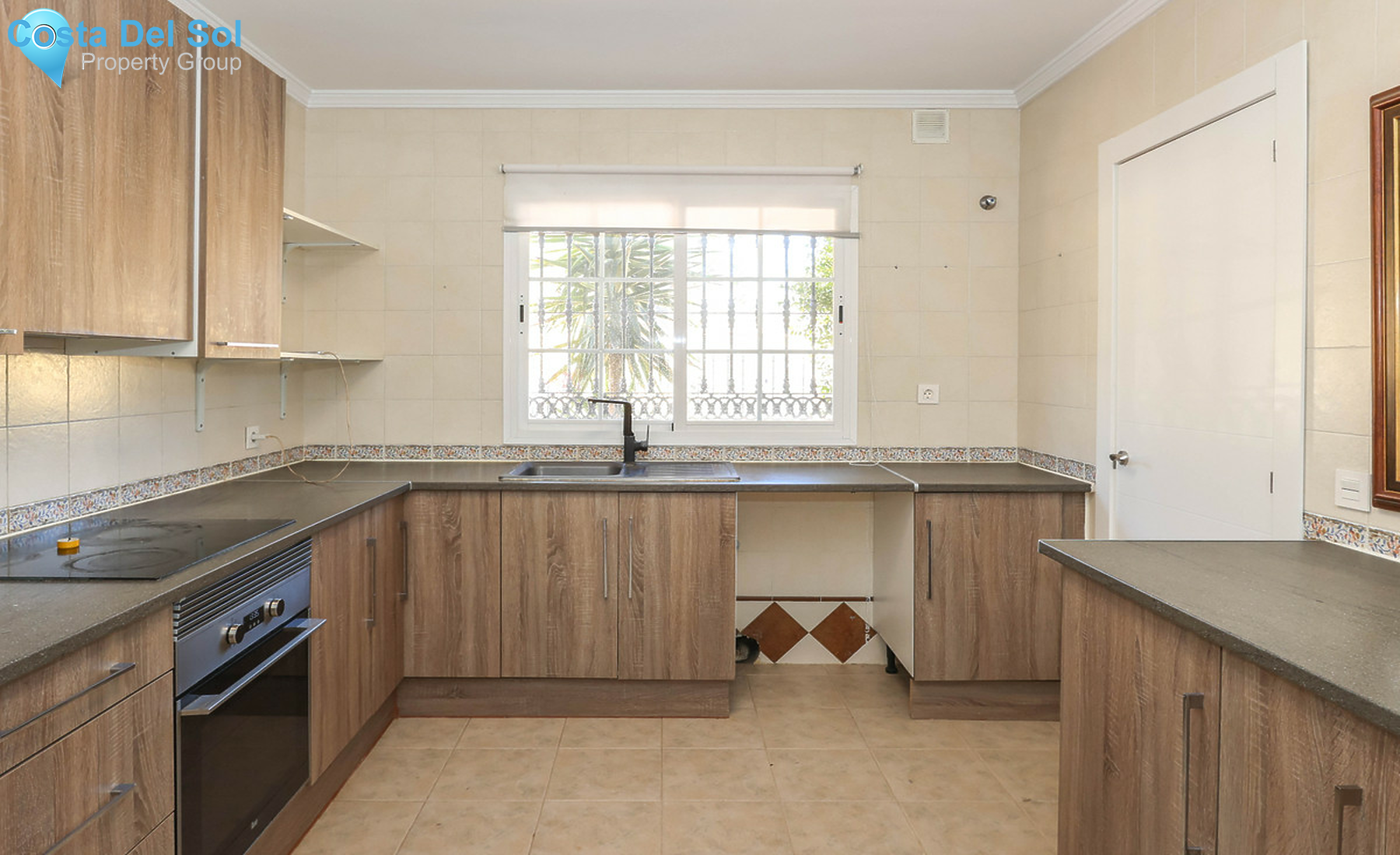 House in Alhaurín de la Torre-1309525