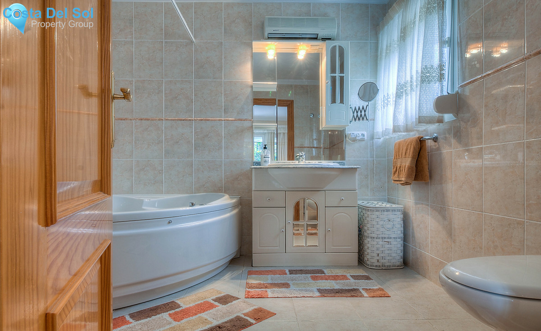 House in Alhaurín de la Torre-1317501