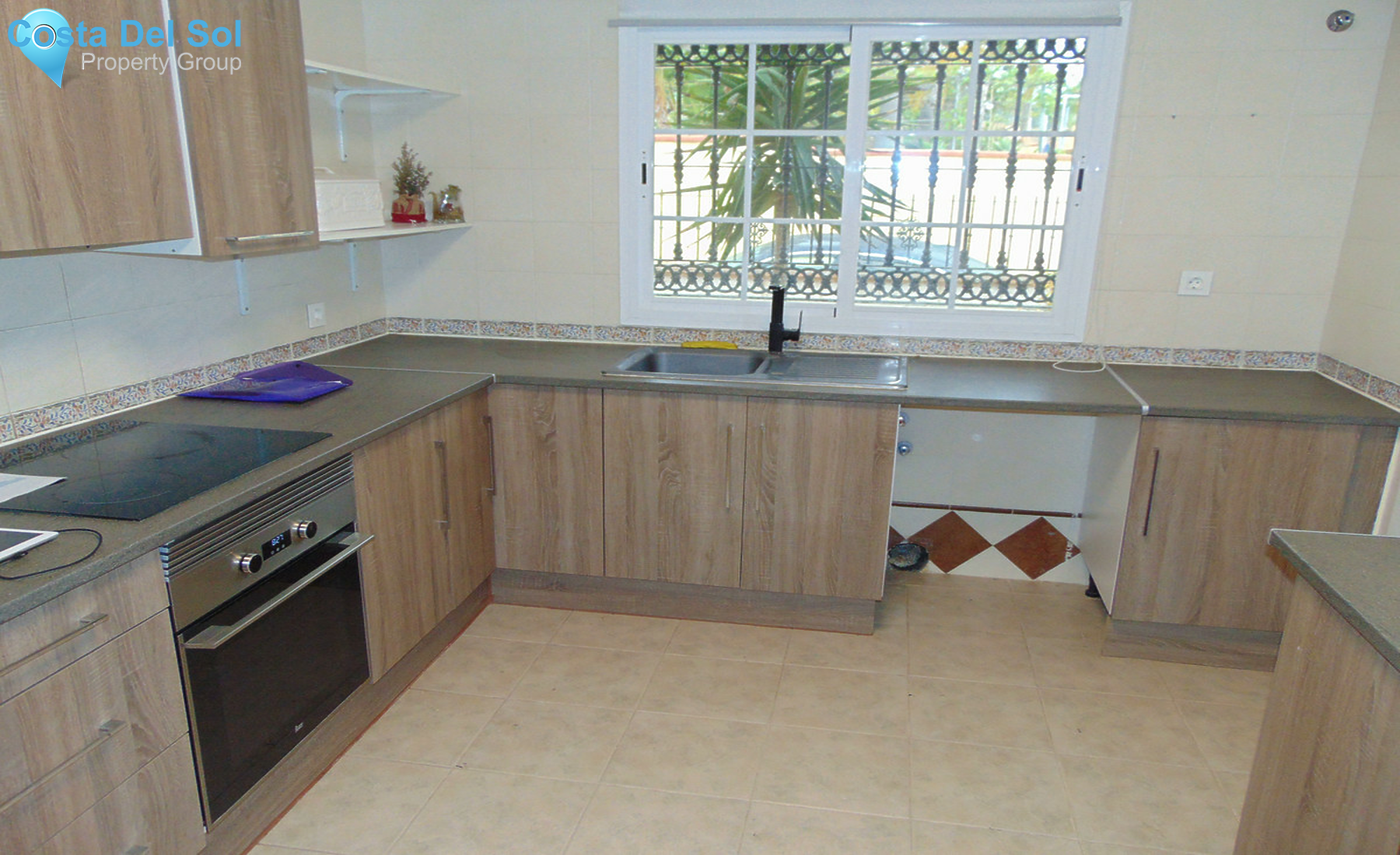 House in Alhaurín de la Torre-1382624