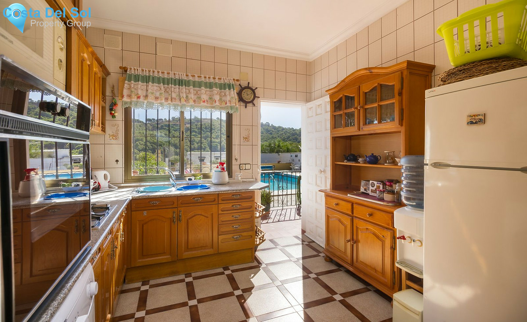 House in Alhaurín de la Torre-1410772