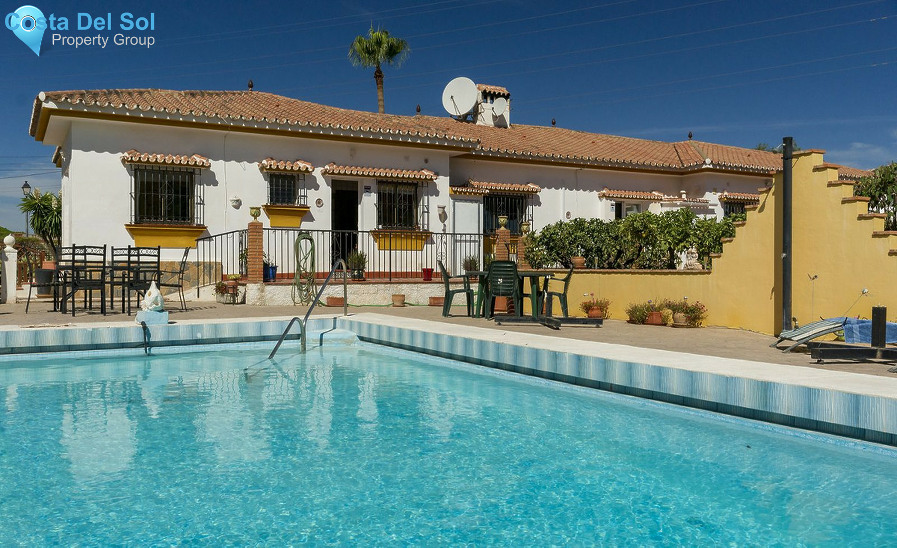 House in Alhaurín de la Torre-1410781