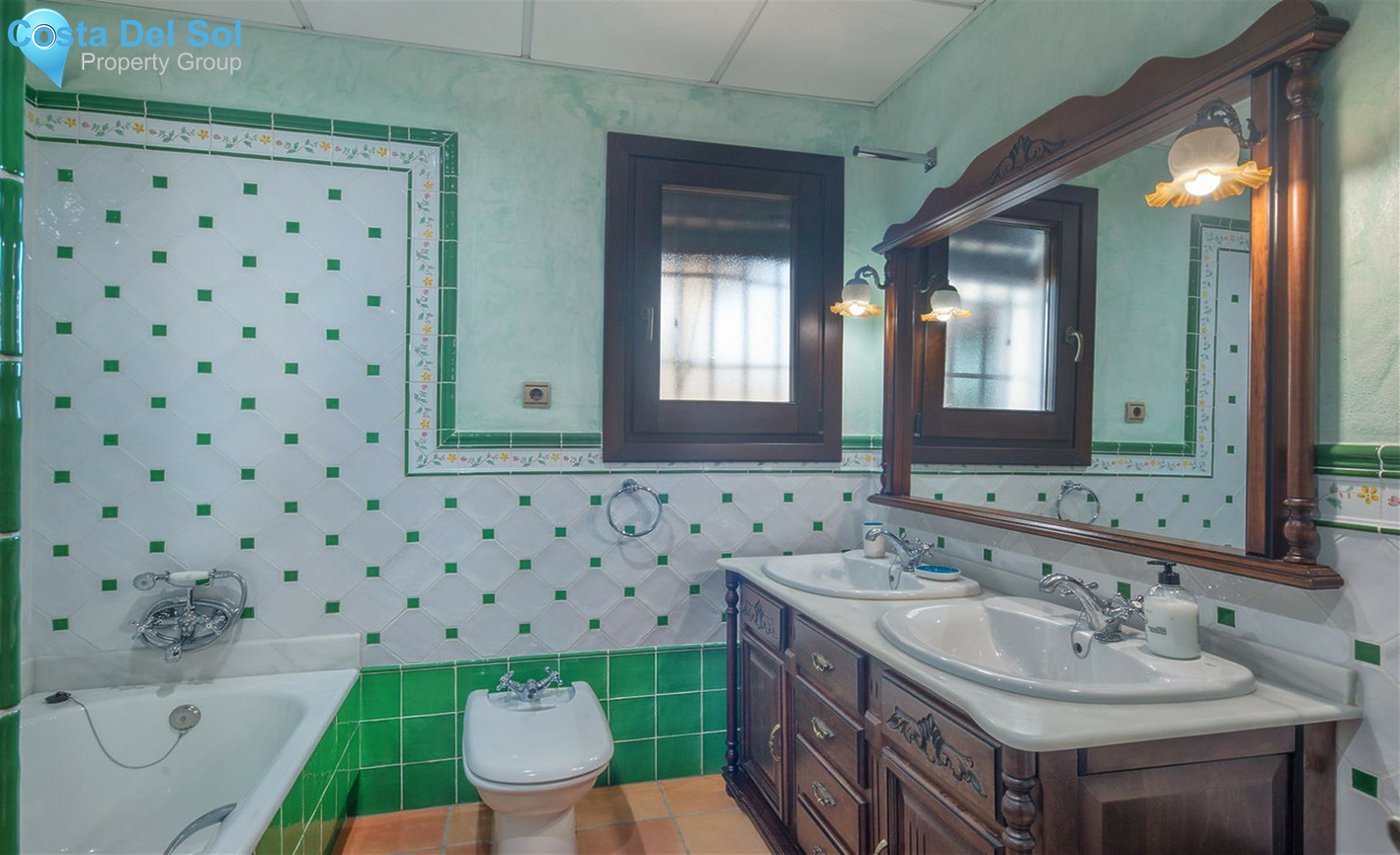 House in Alhaurín el Grande-1348040