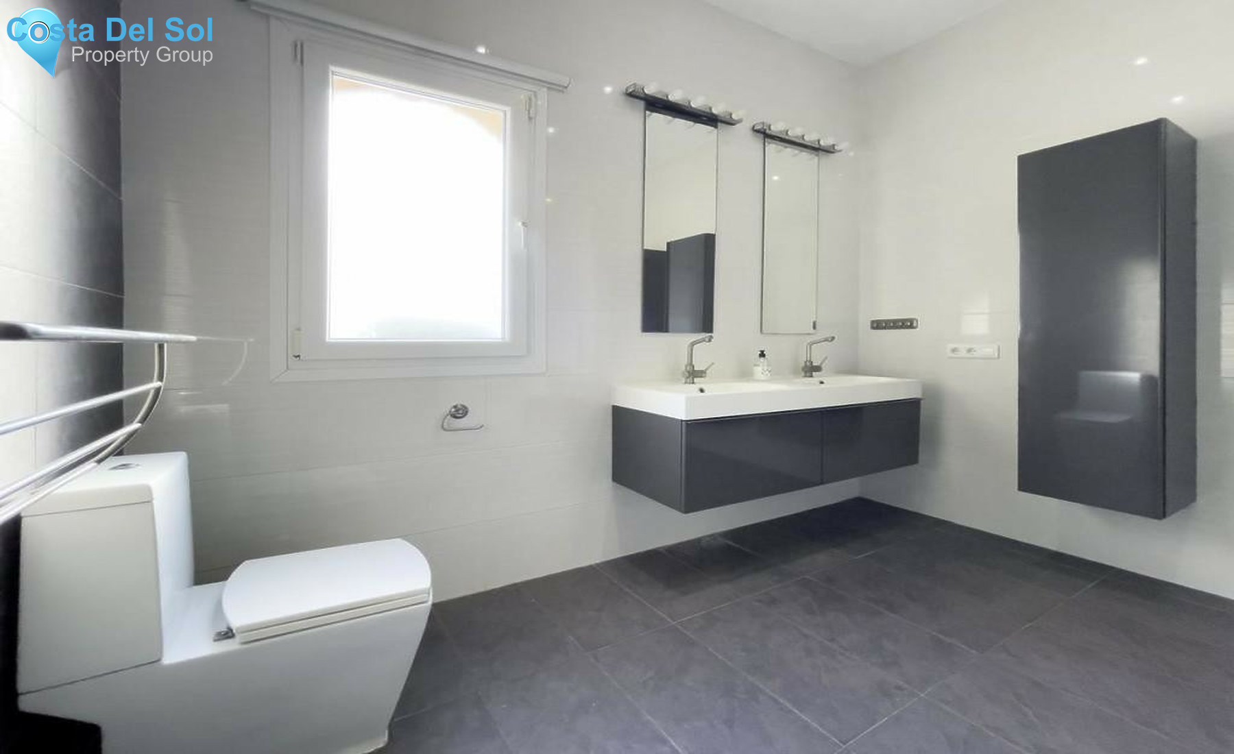 House in Alhaurín el Grande-1361895