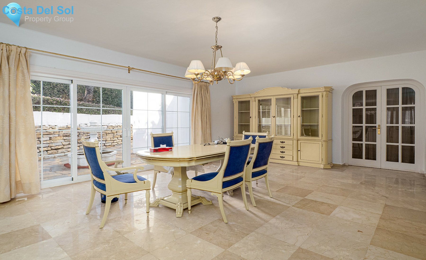 House in El Paraiso-1325463