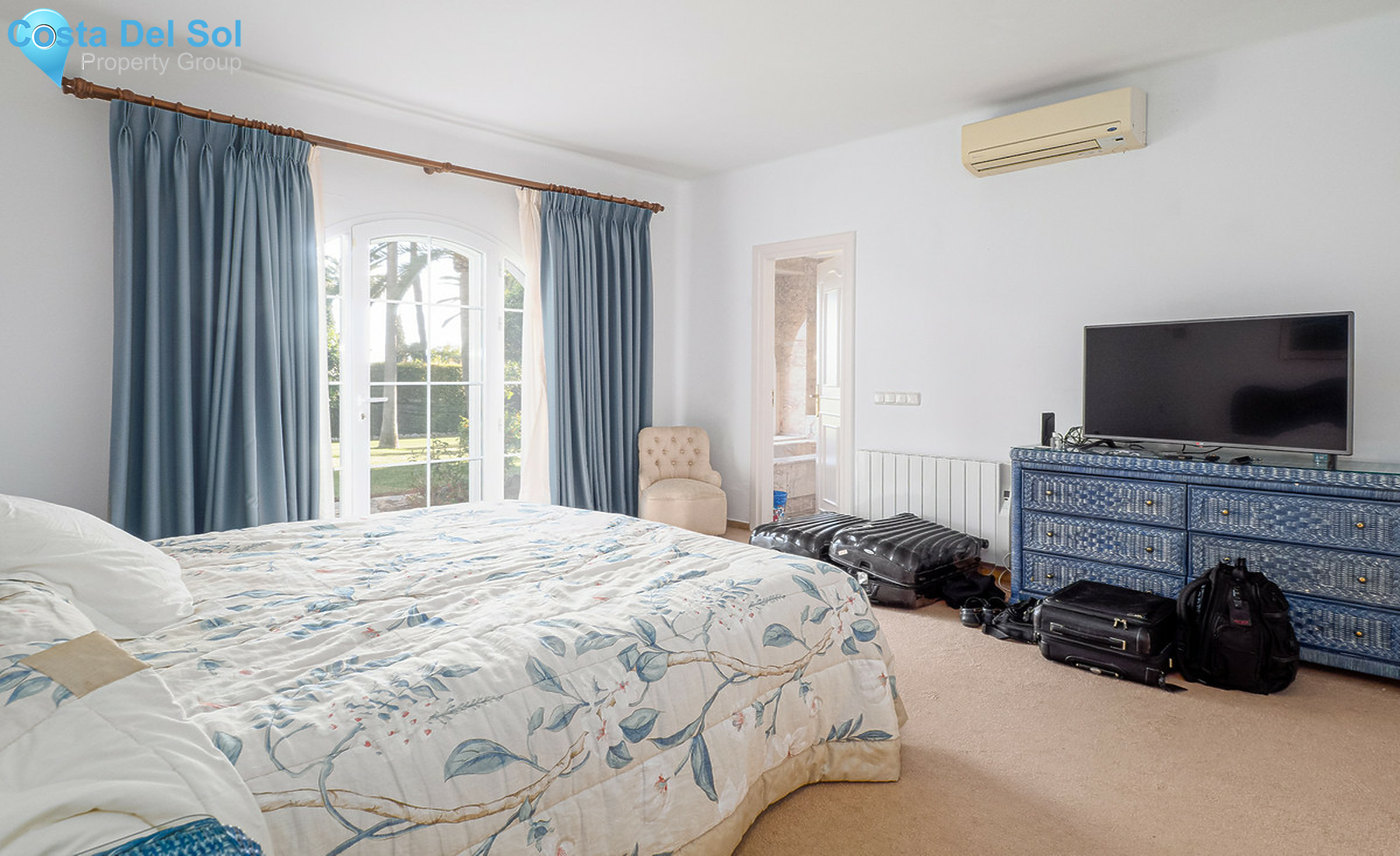 House in El Paraiso-1325451