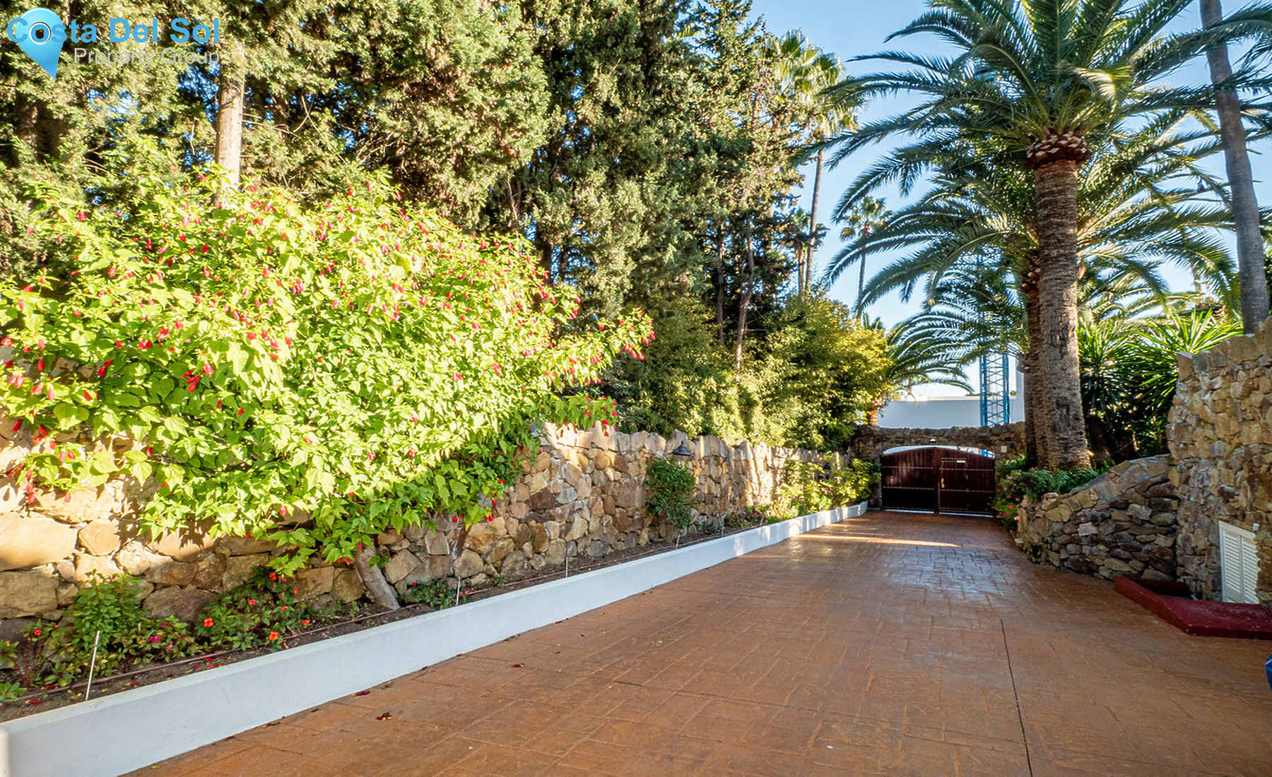 House in El Paraiso-1325452