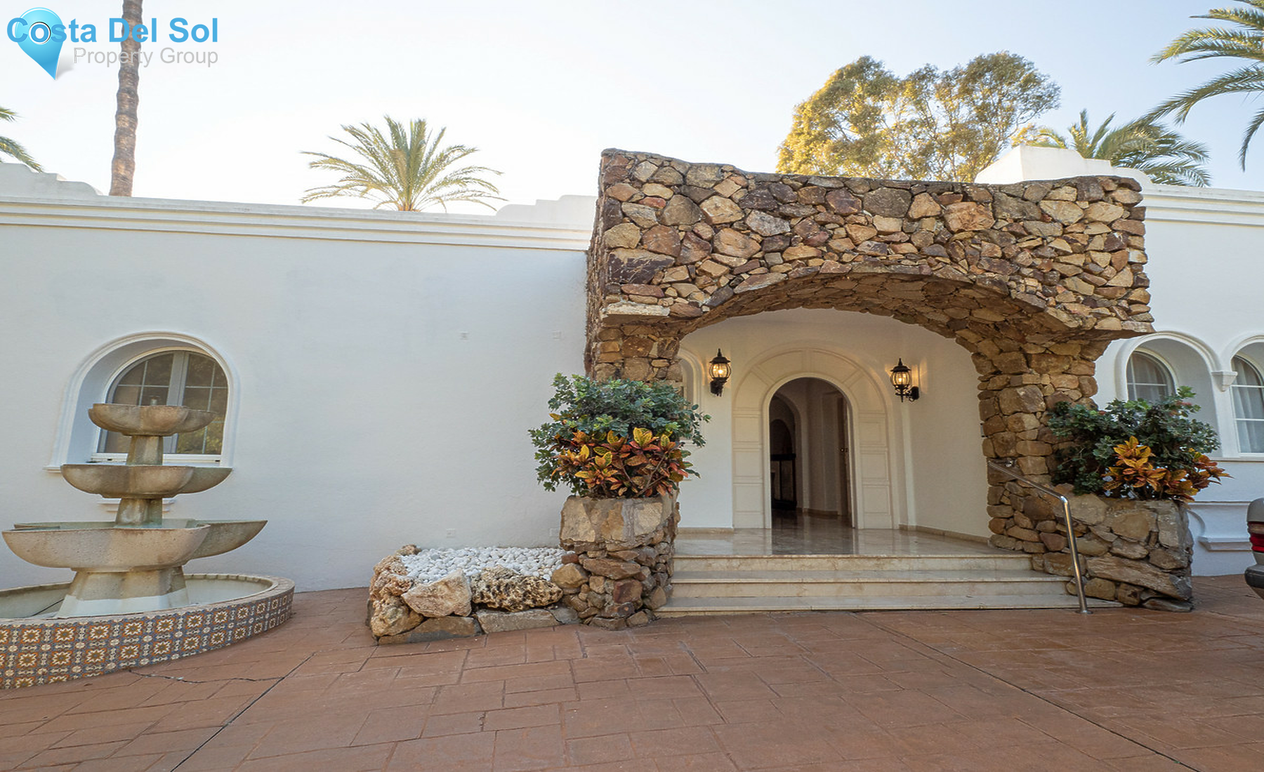 House in El Paraiso-1325453