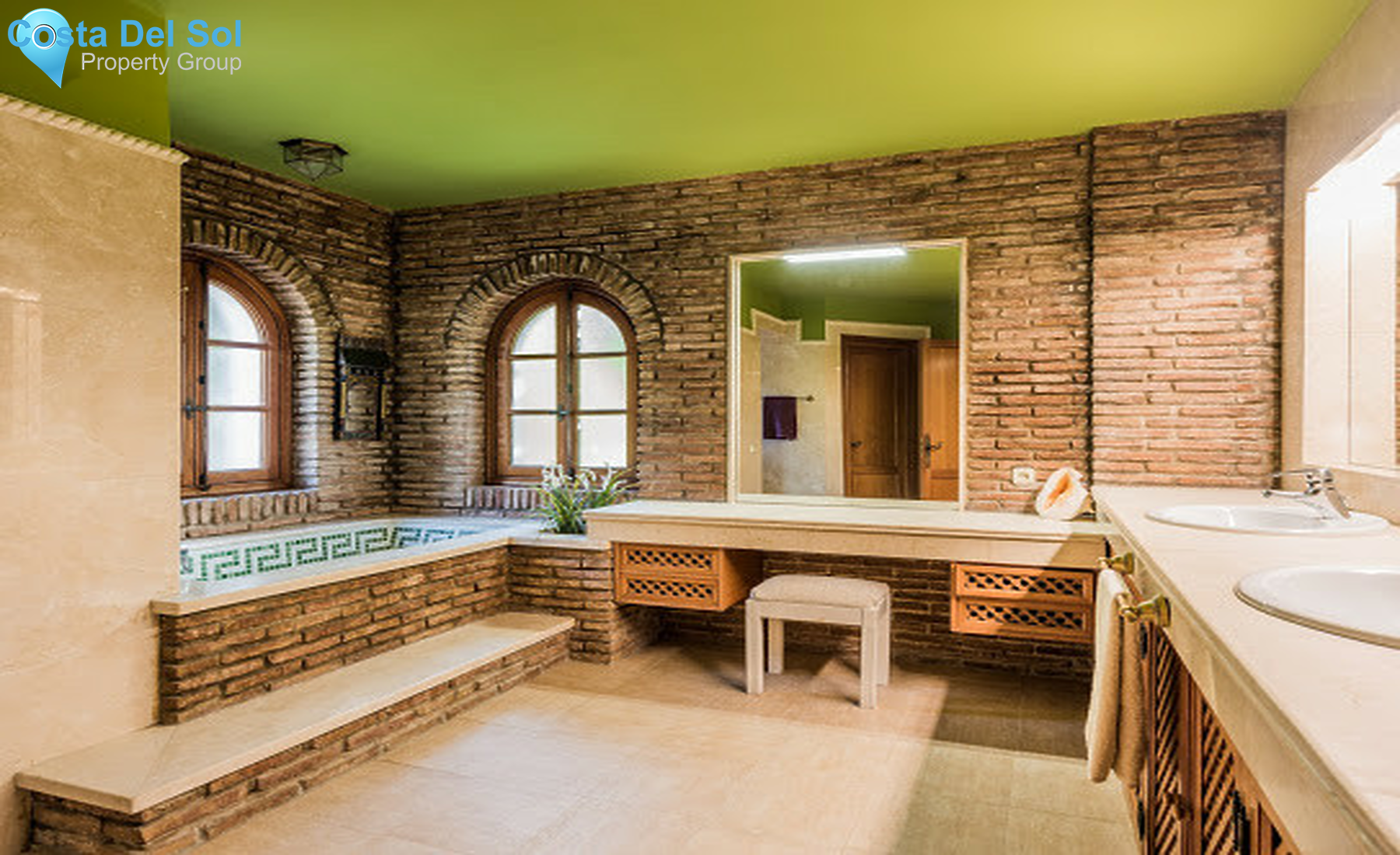 House in El Paraiso-1384835