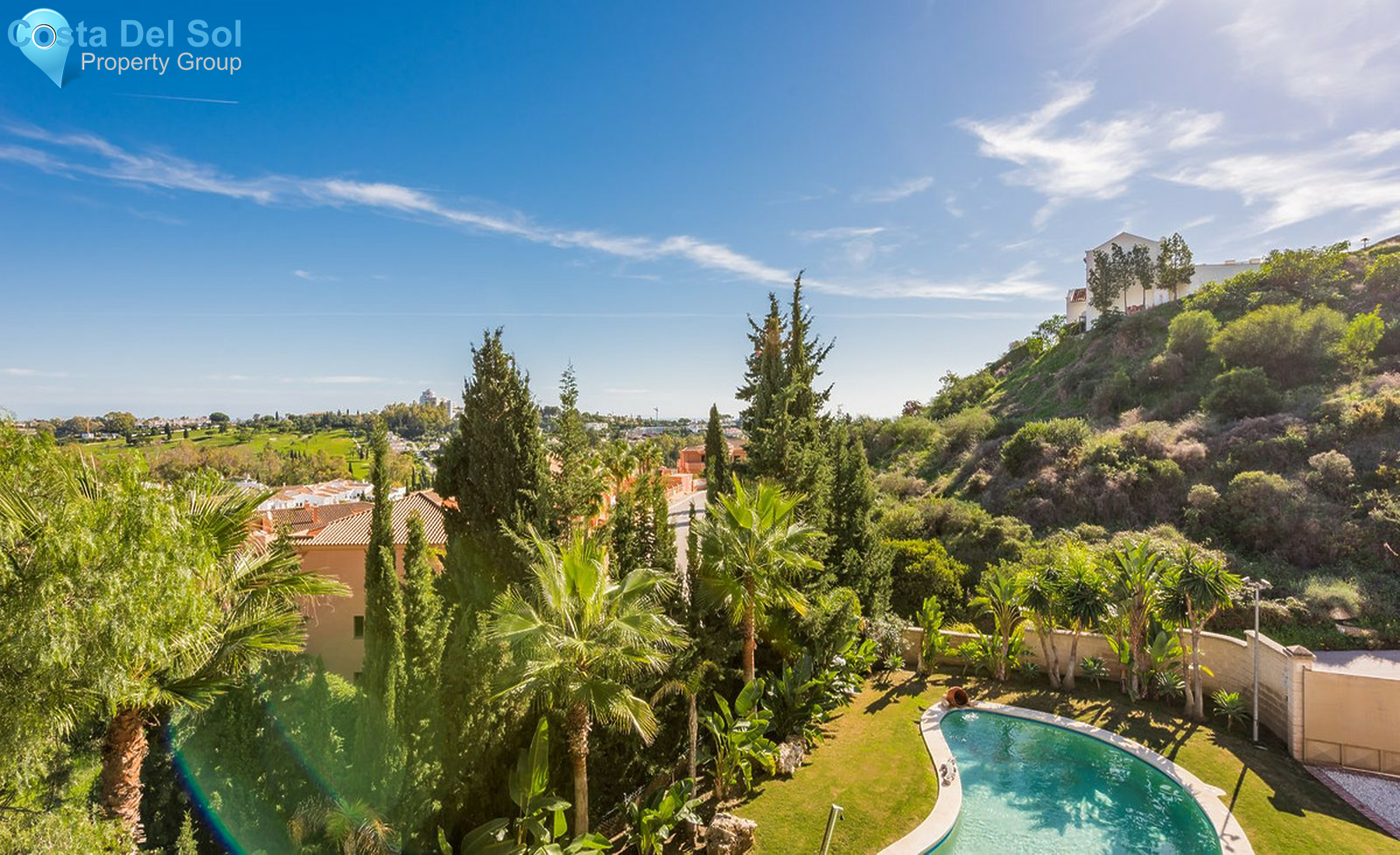 House in El Paraiso-1505736