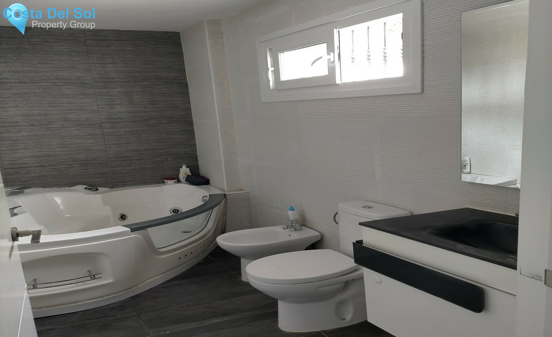 House in Estepona-1349619