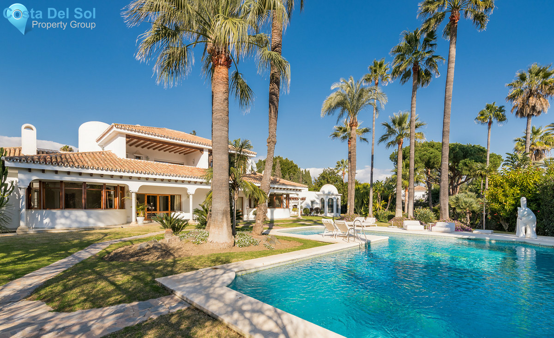 House in Guadalmina Baja-1560174