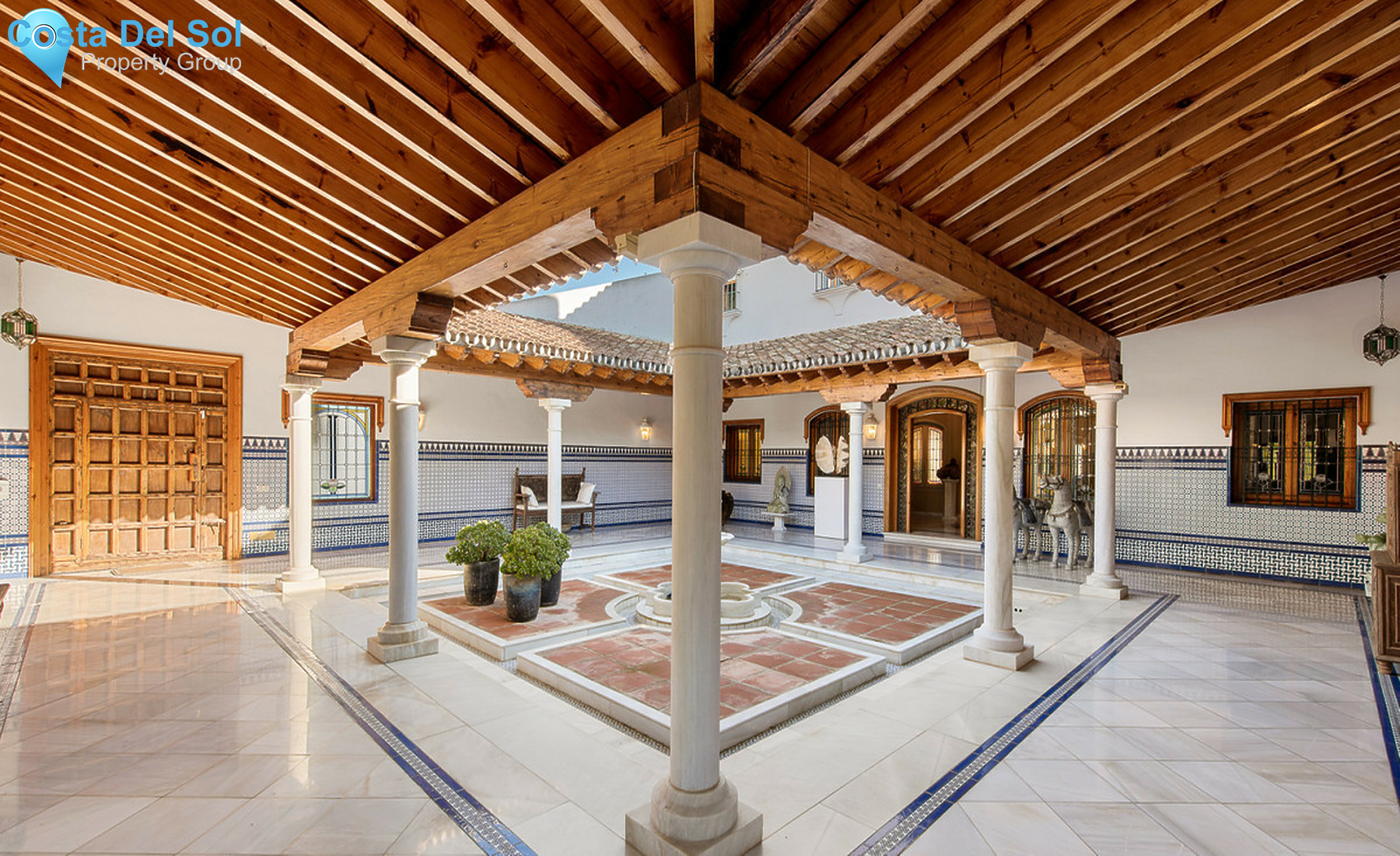 House in Guadalmina Baja-1560185