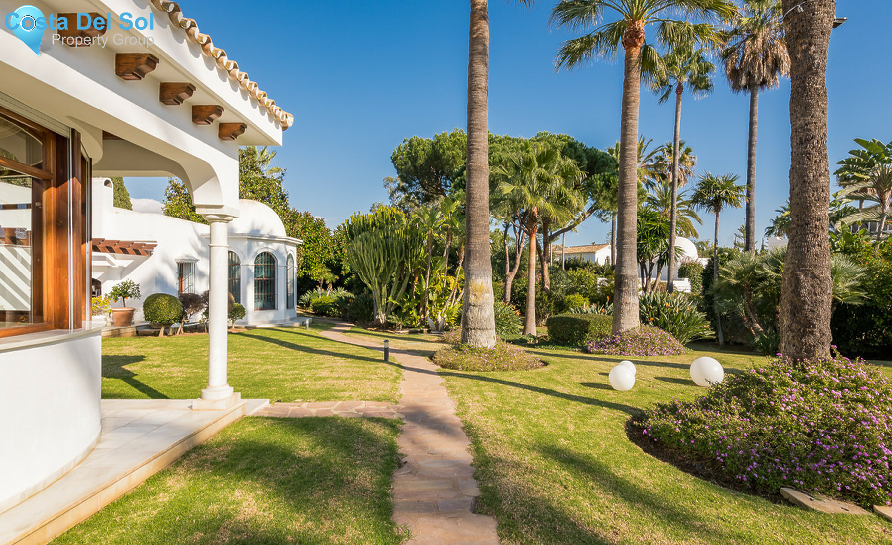 House in Guadalmina Baja-1560182