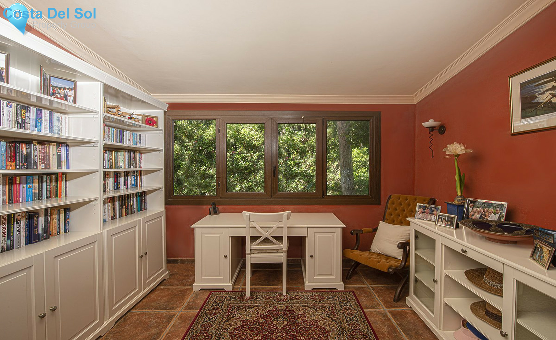 House in Hacienda Las Chapas-1350475