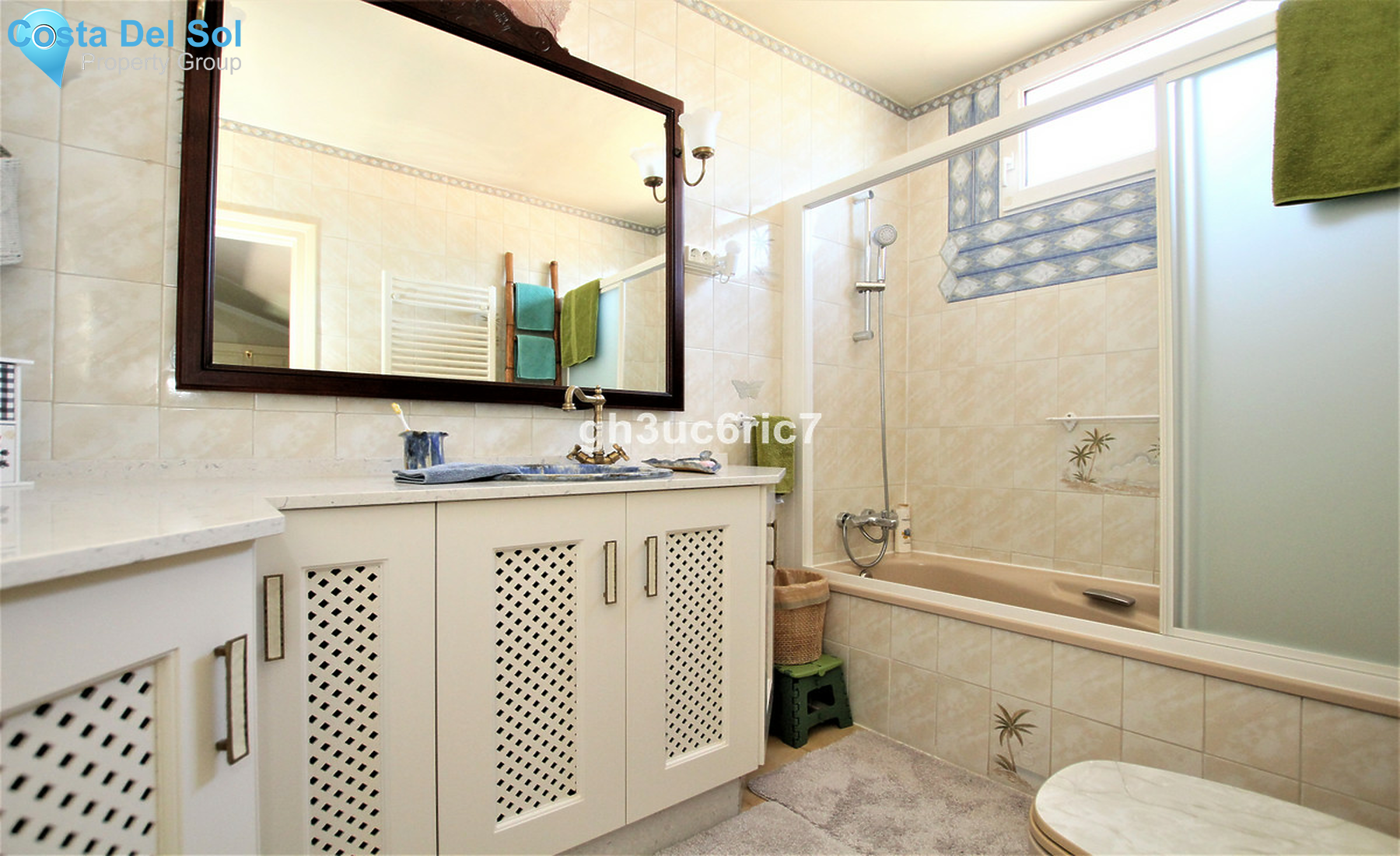 House in La Mairena-1352457