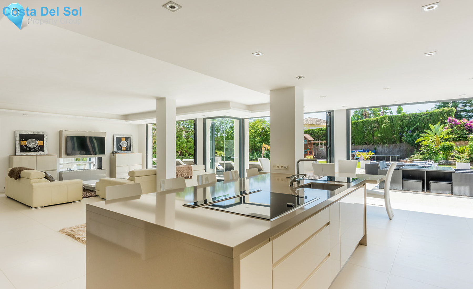 House in Las Brisas-1331584