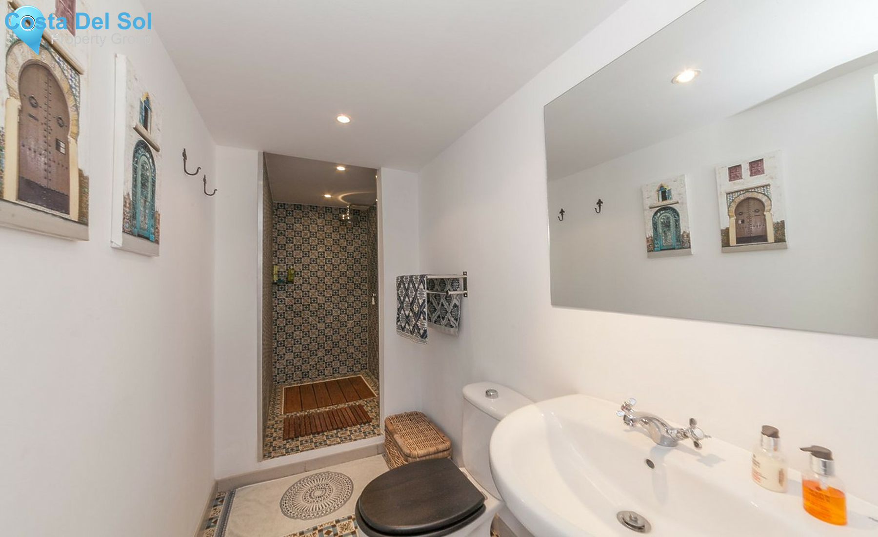 House in New Golden Mile-1454906