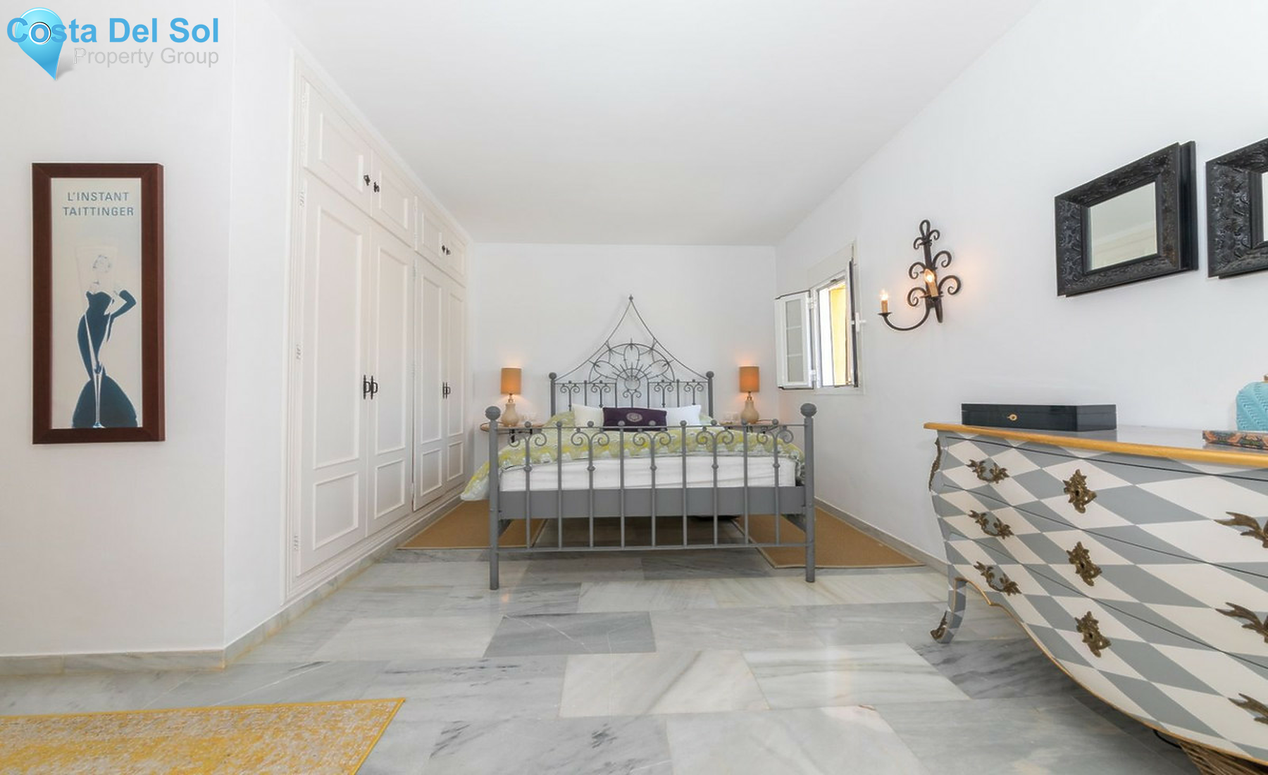 House in New Golden Mile-1454907