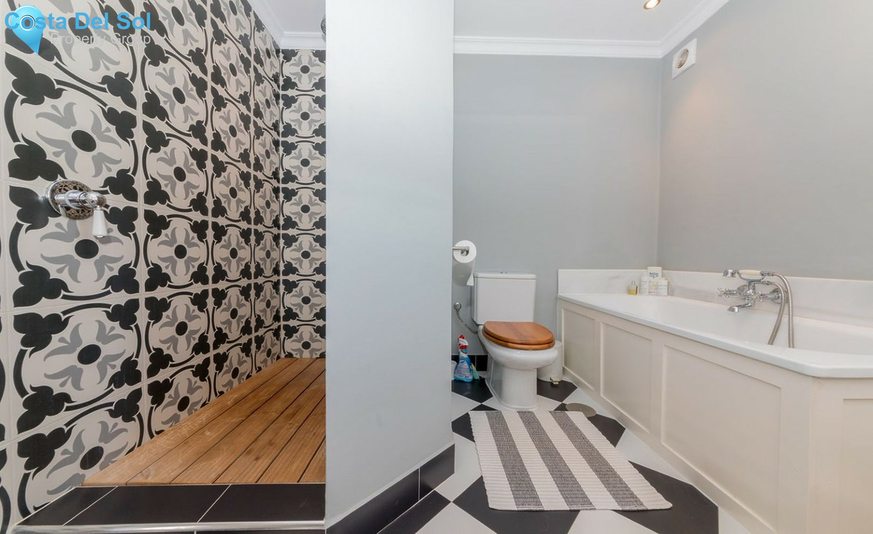 House in New Golden Mile-1454914