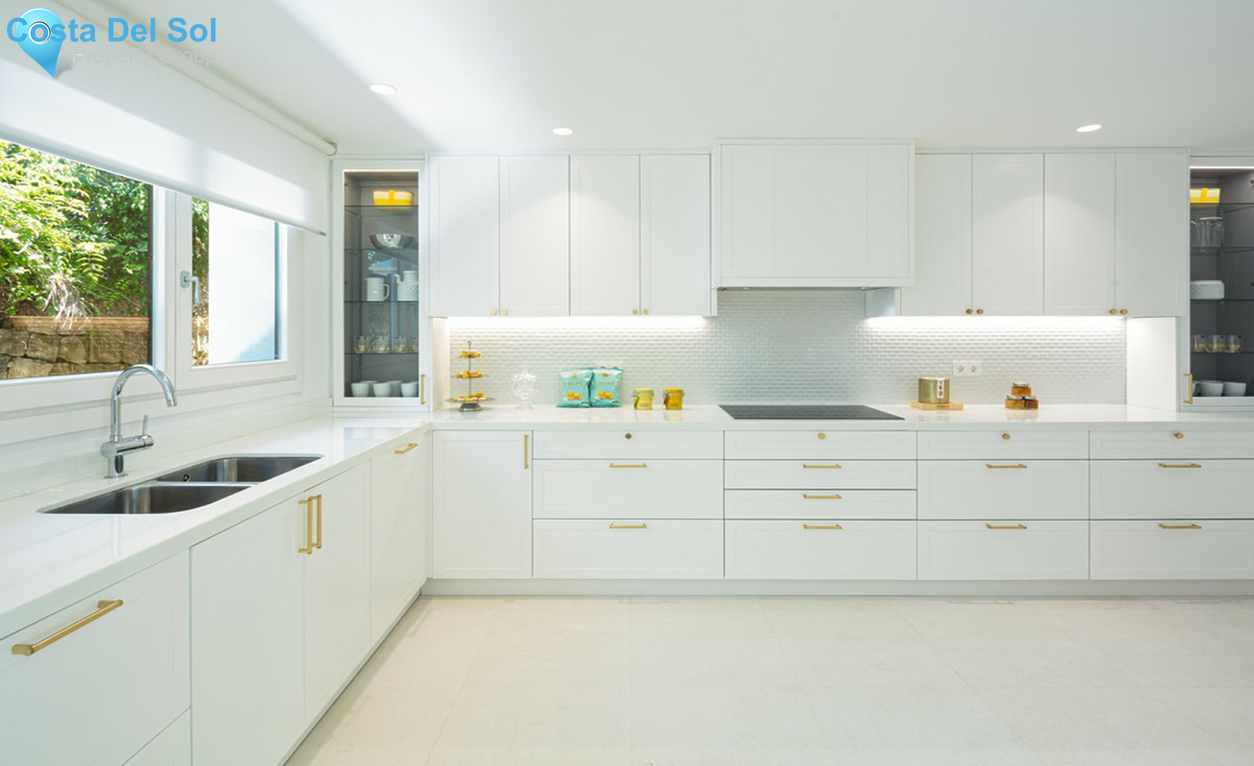 House in Nueva Andalucía-1243539