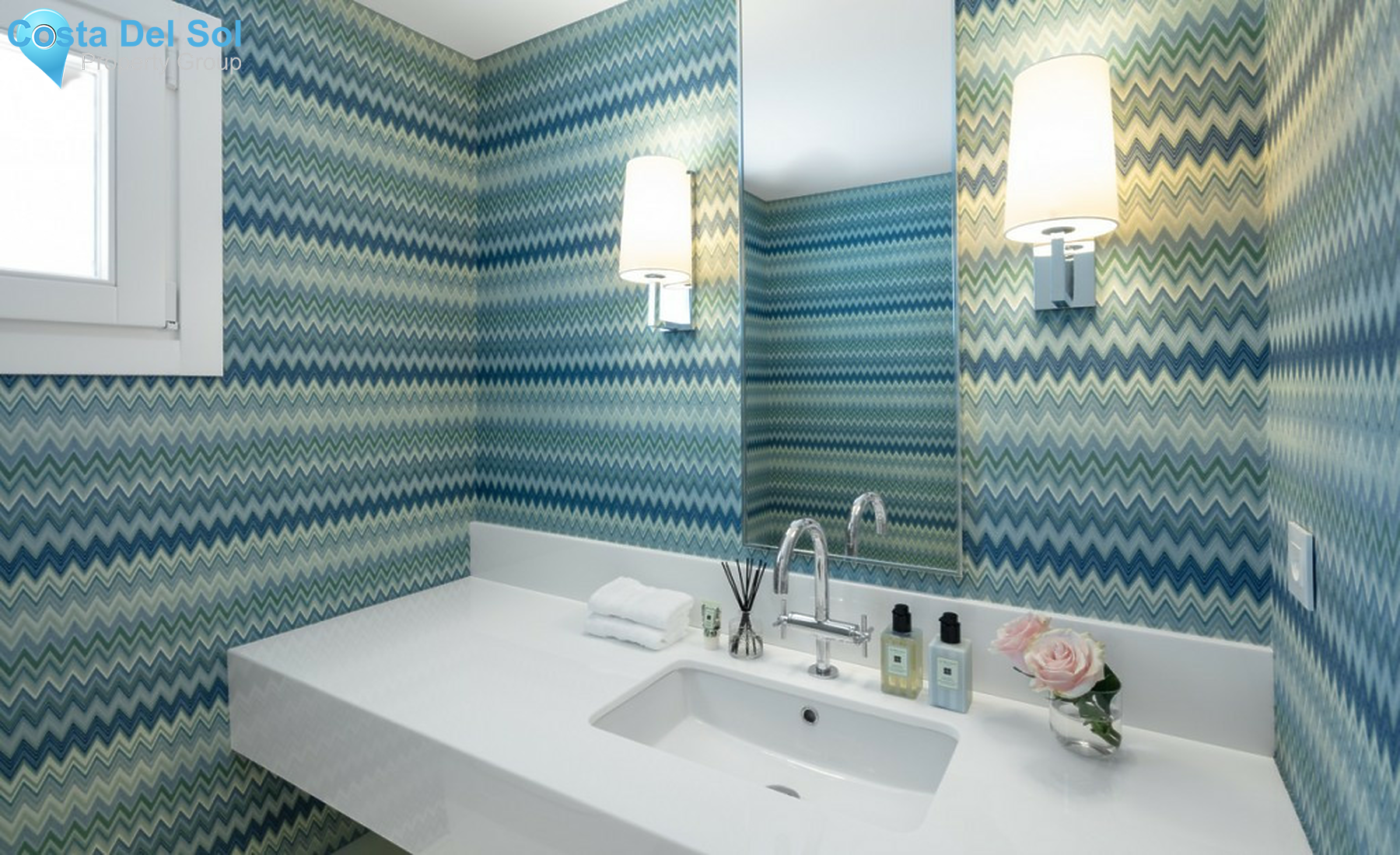 House in Nueva Andalucía-1247207