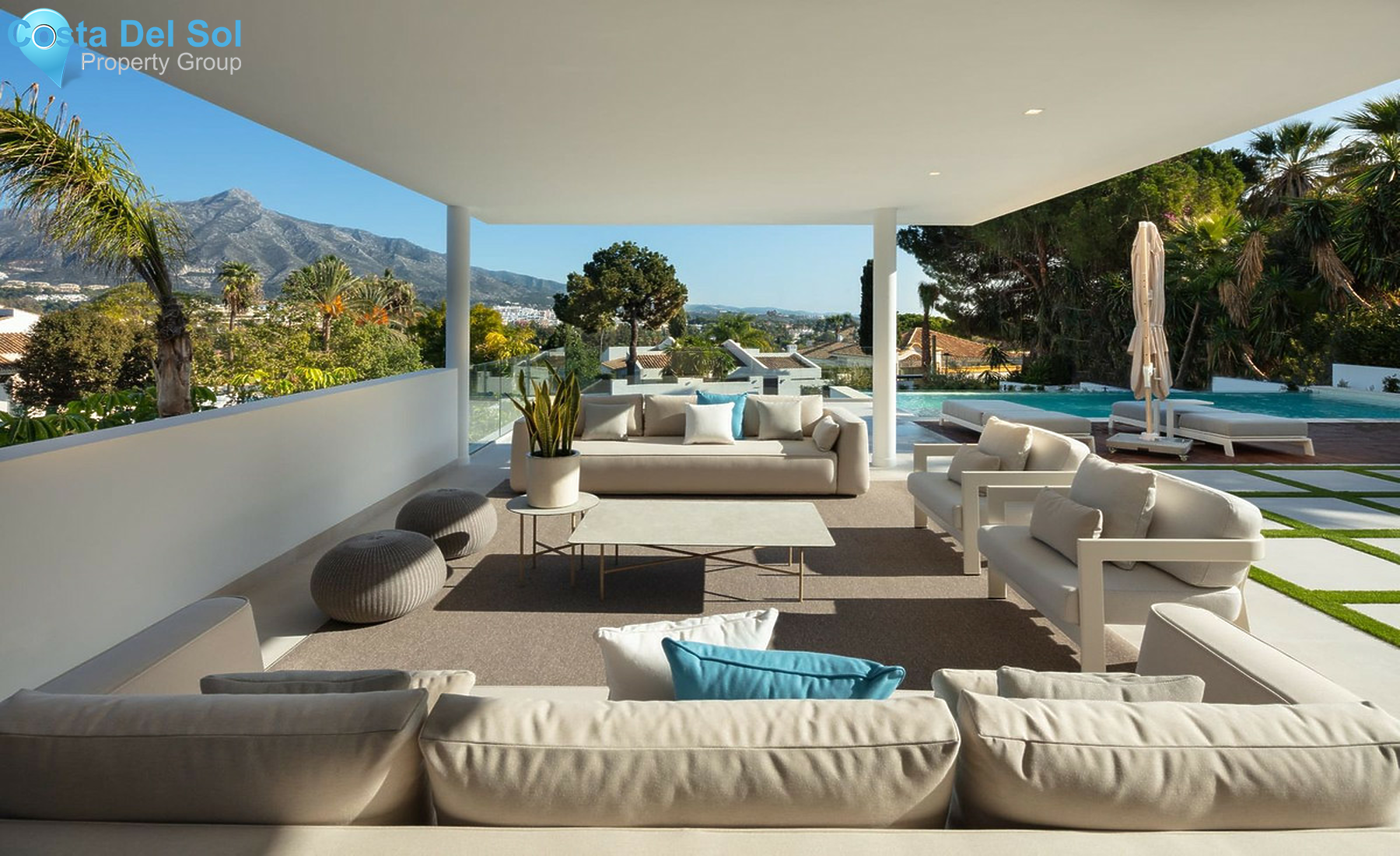 House in Nueva Andalucía