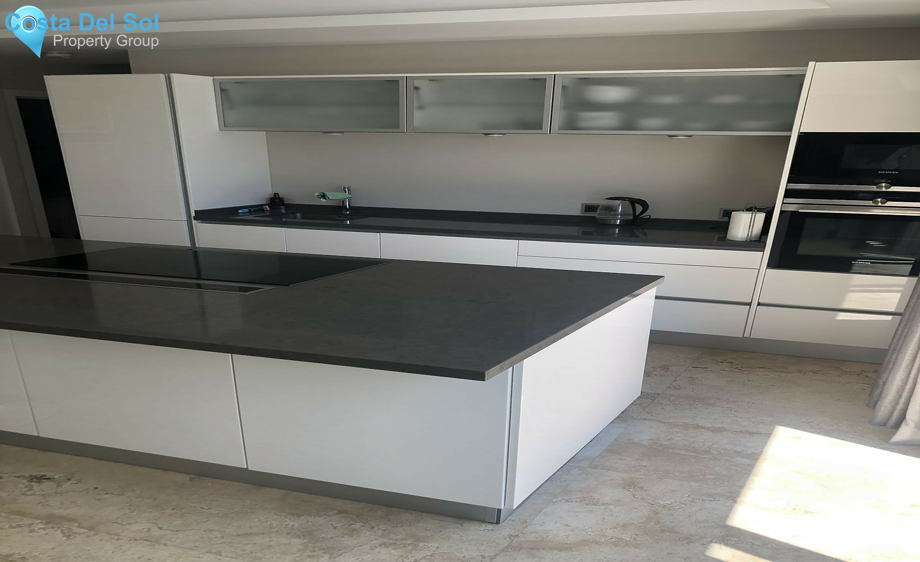 House in Nueva Andalucía-1284158