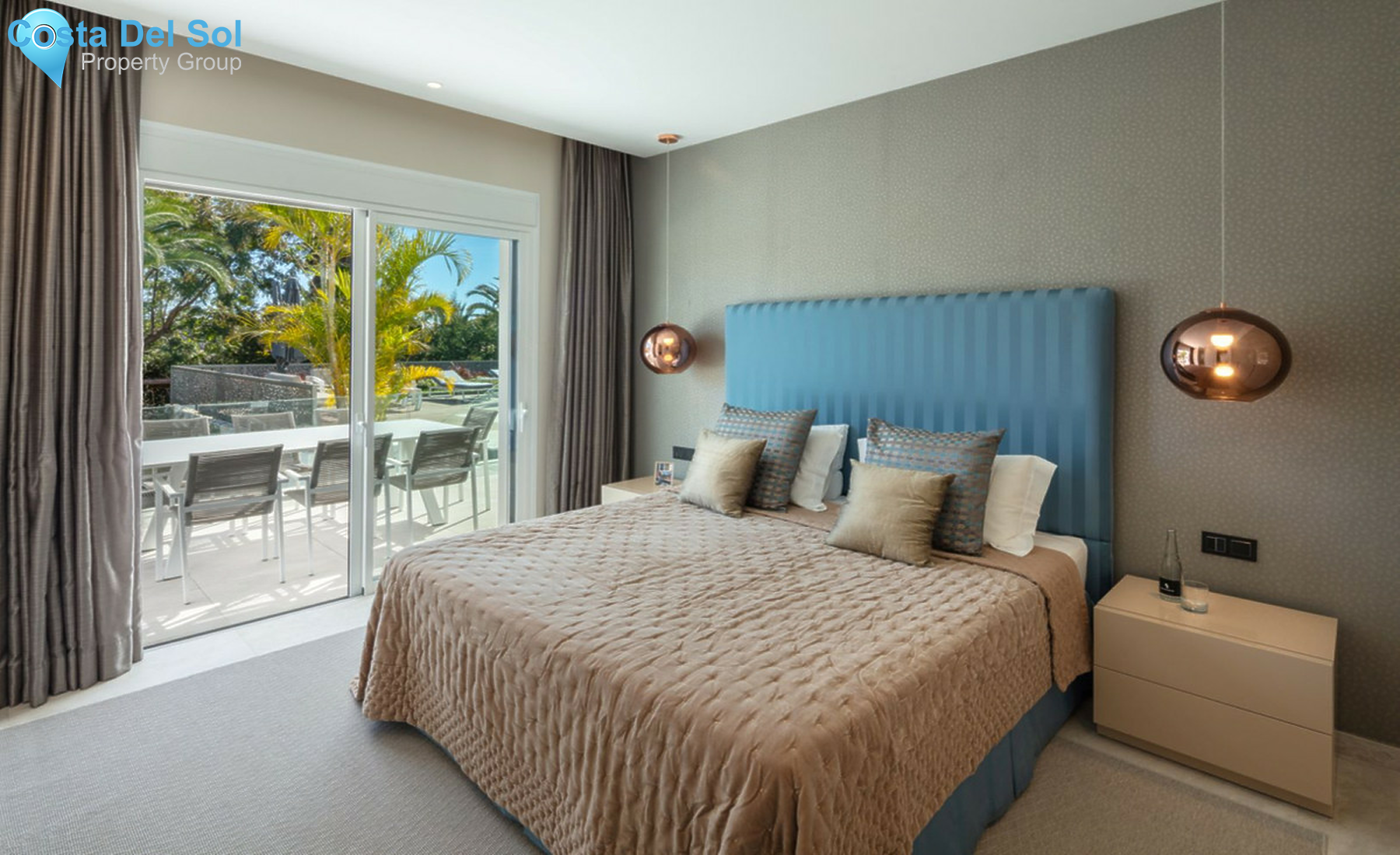 House in Nueva Andalucía-1296588