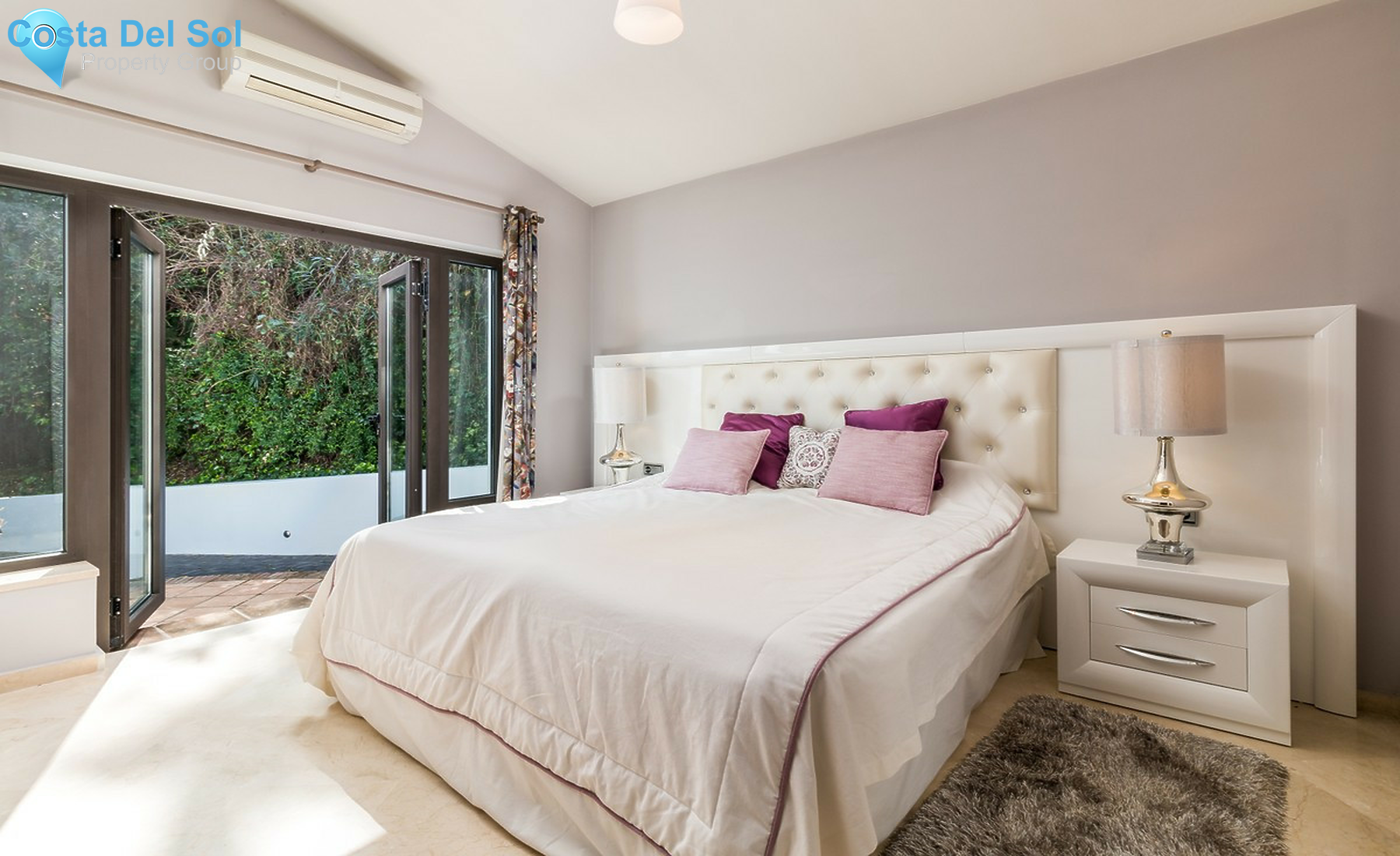 House in Nueva Andalucía-1371760