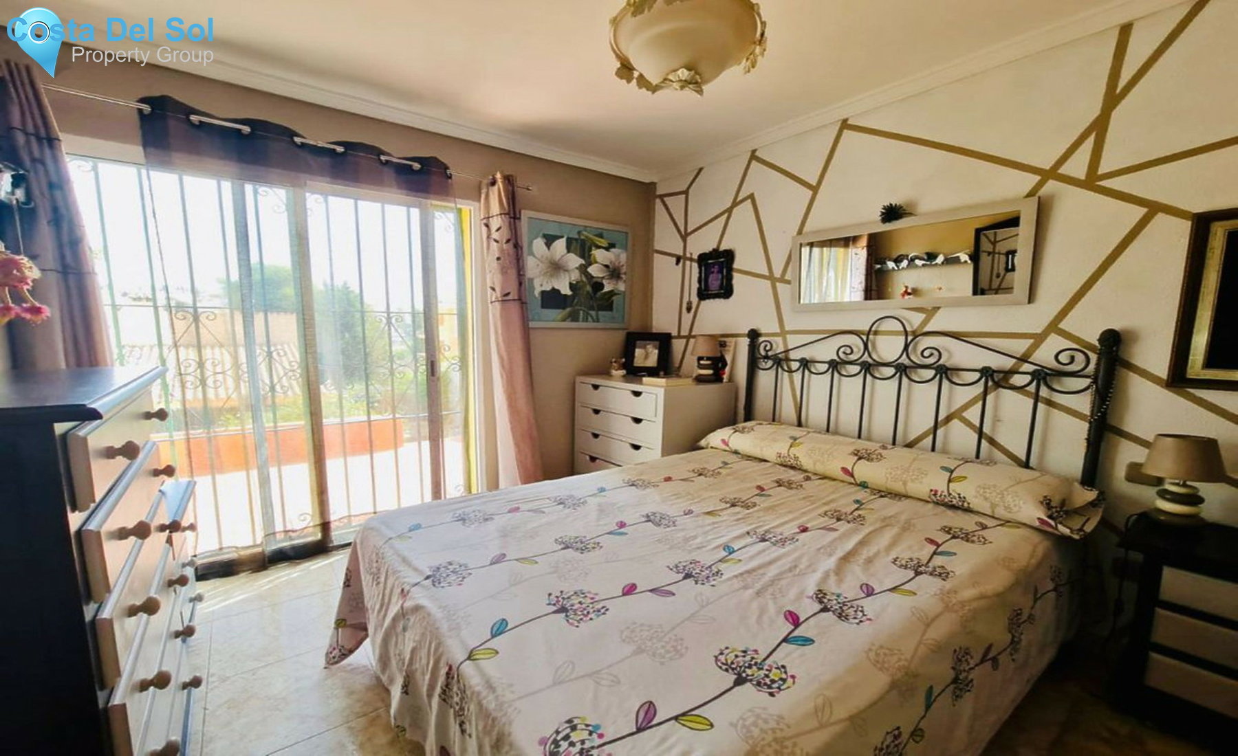 House in Nueva Andalucía-1381653