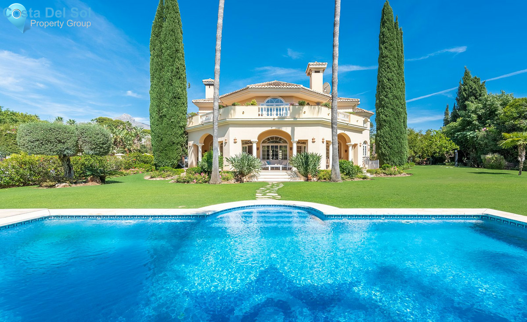 House in Nueva Andalucía-1409494